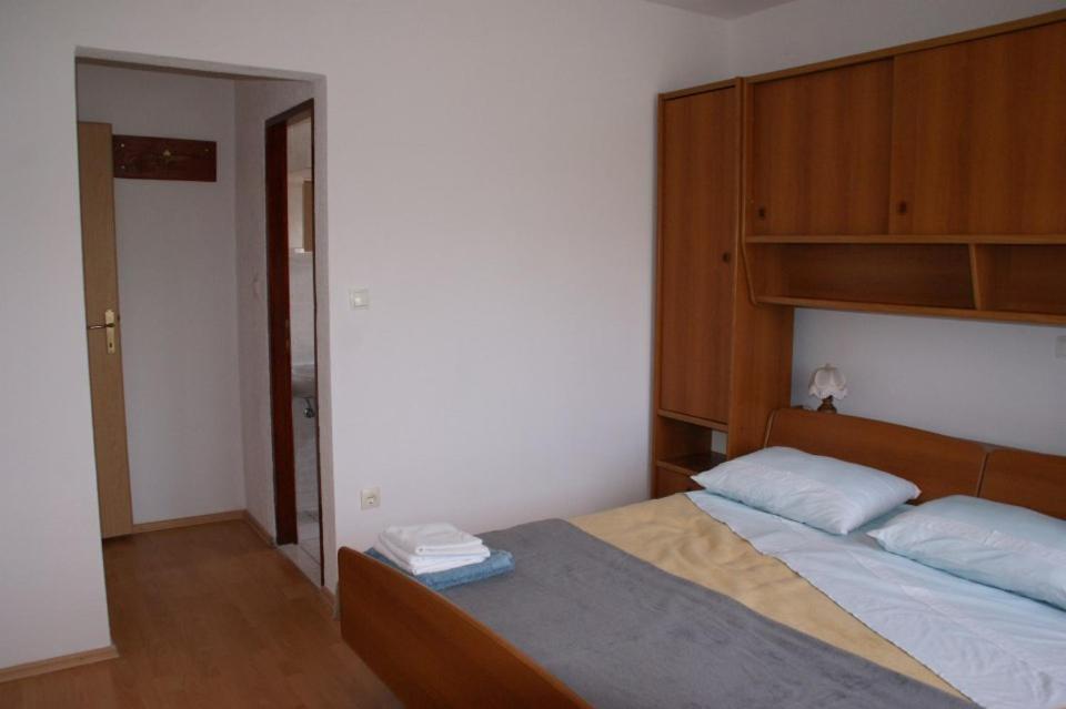 Lovorka Apartmani