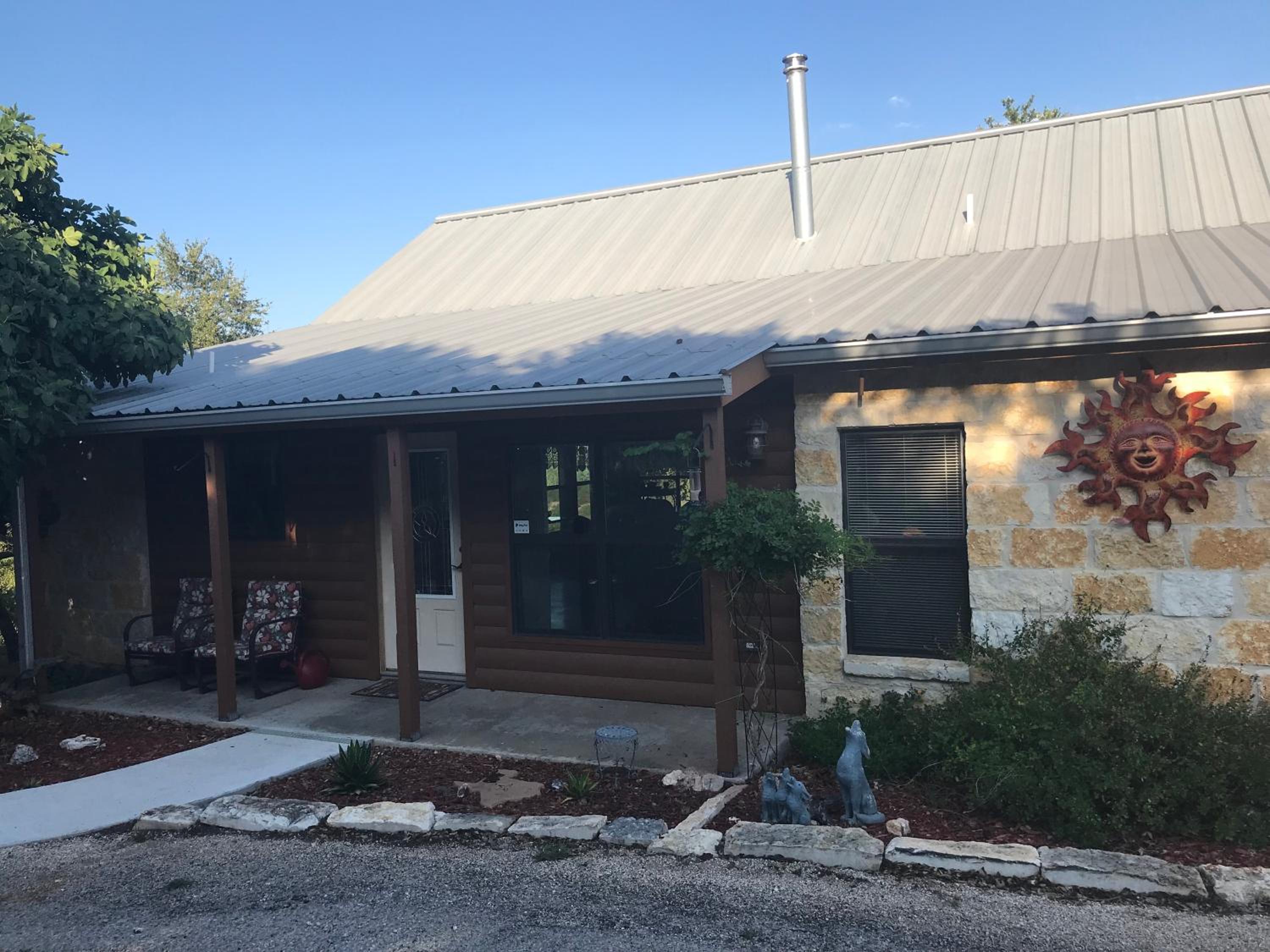 Walnut Canyon Cabins