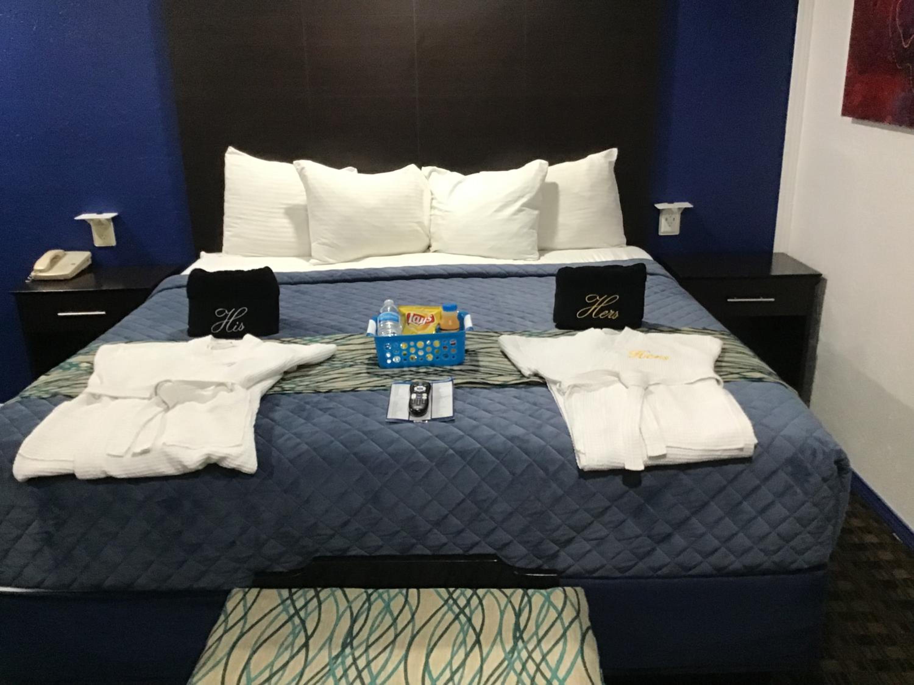 Budget Inn & Suites