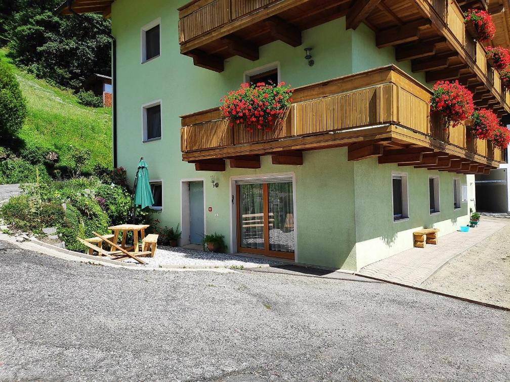 Gruberhof a quiet place Gereuth Brixen photo 4