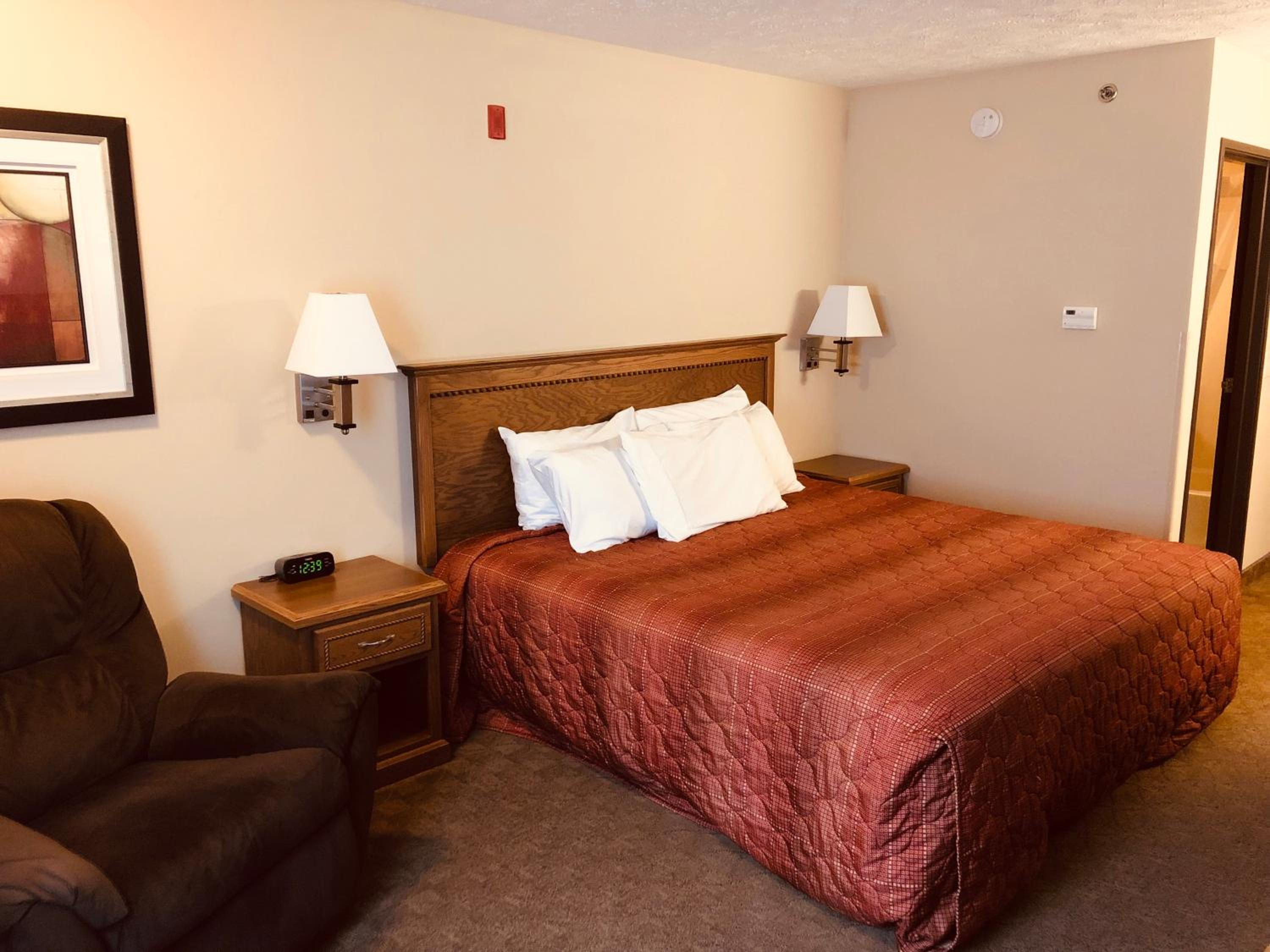 Shenandoah Inn  Suites - Property Image 6