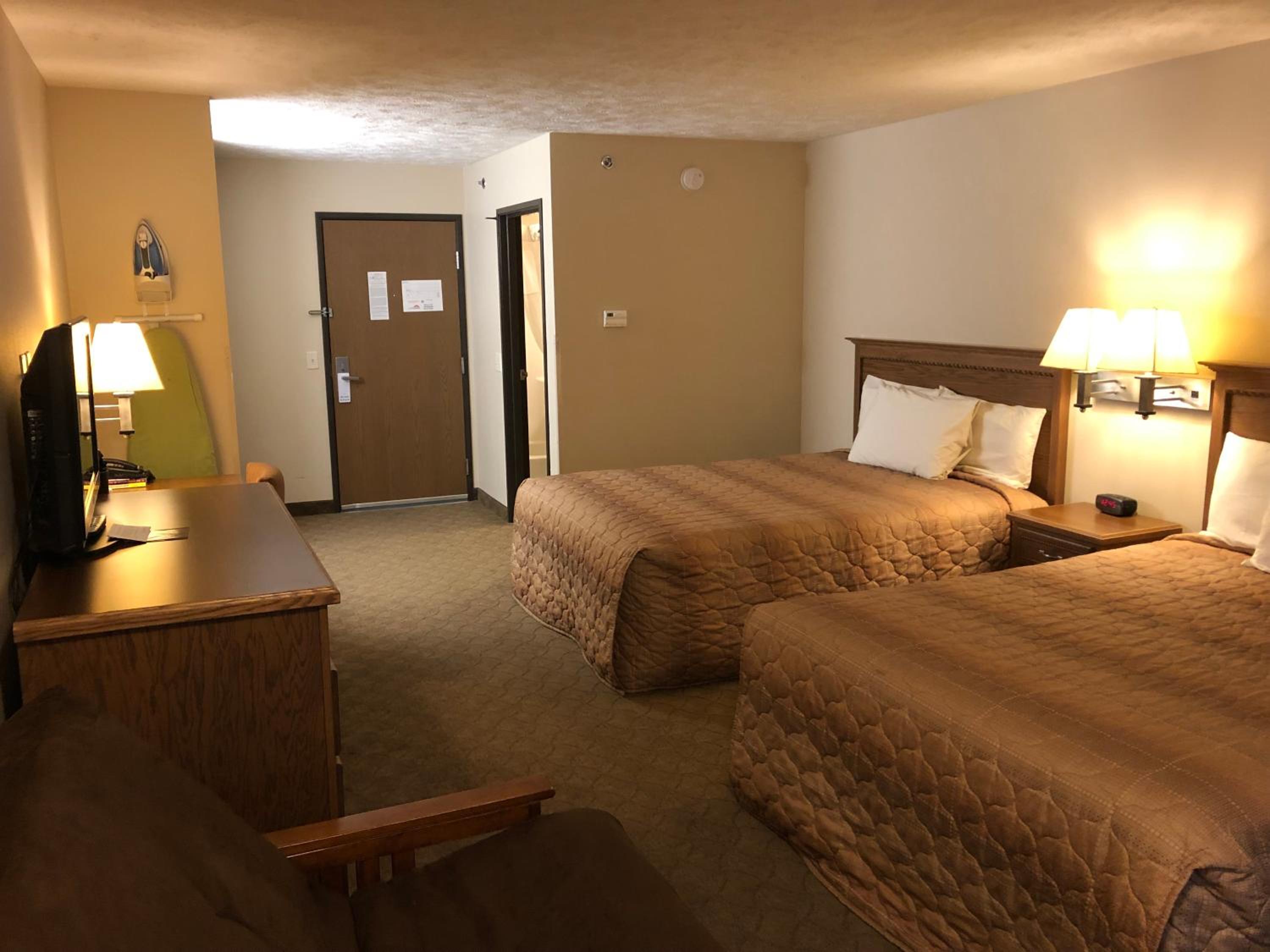 Shenandoah Inn Suites - Property Image 19