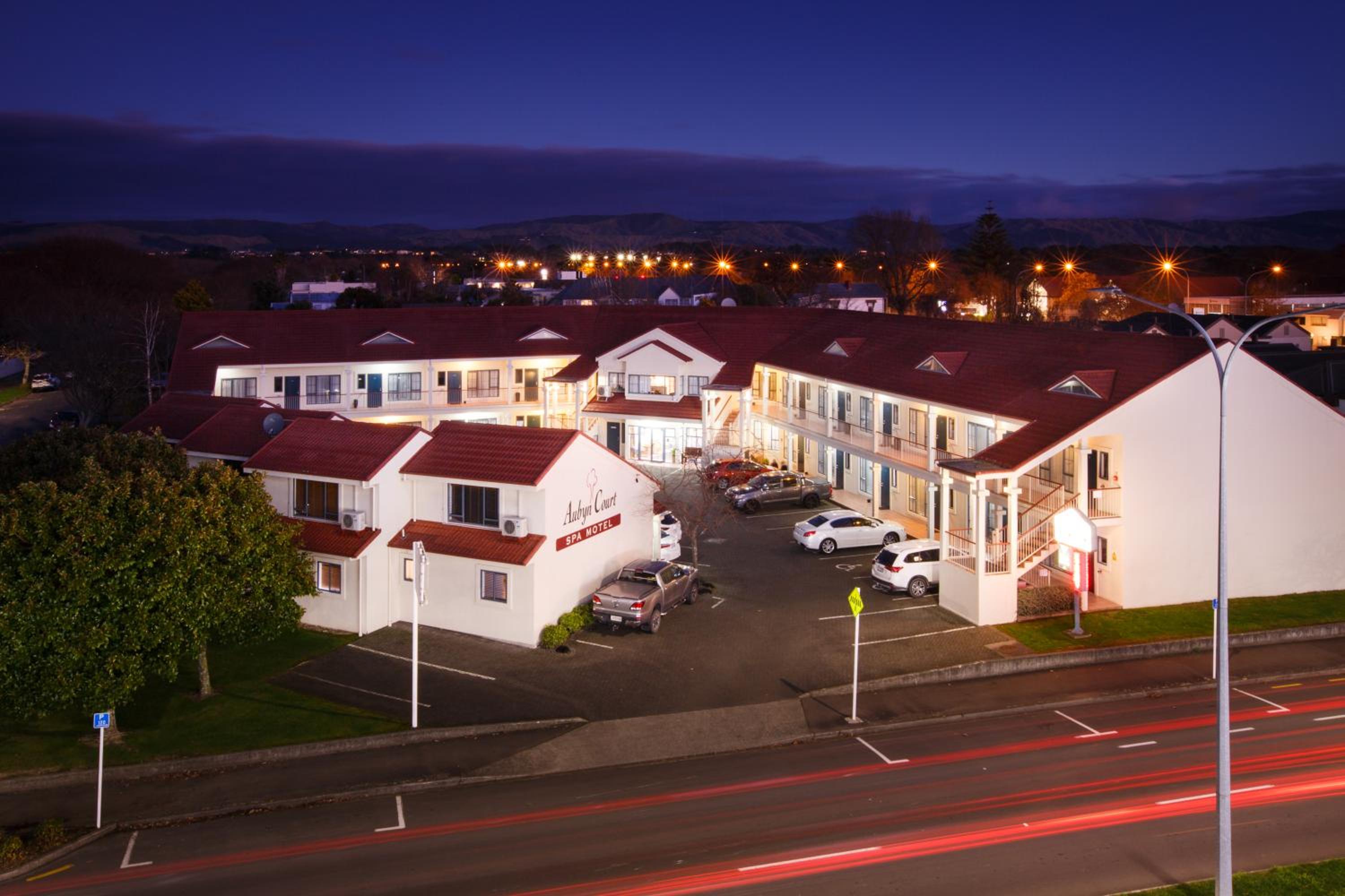 Aubyn Court Spa Motel