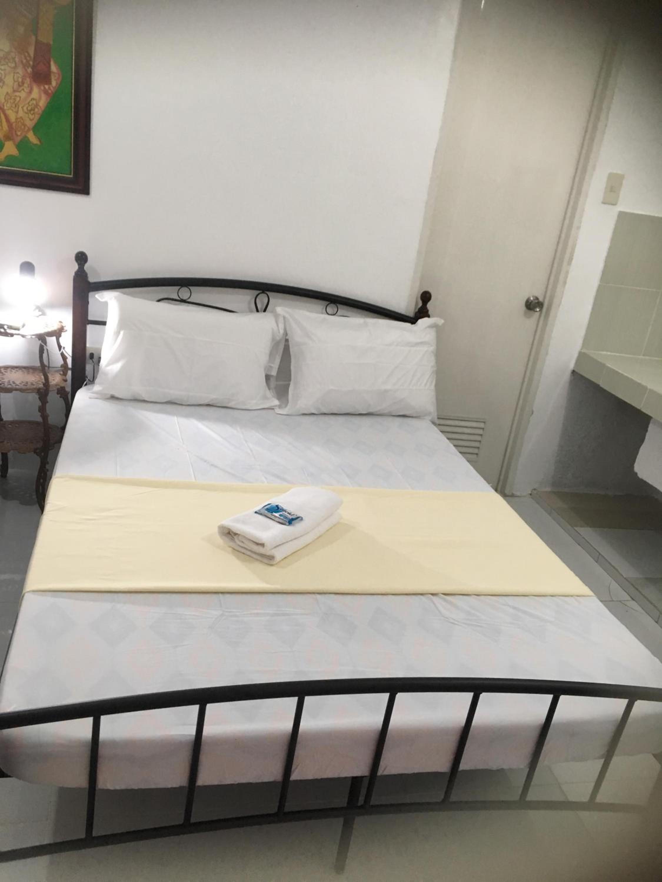 Silang Near Tagaytay Transient Rooms for Family view 2