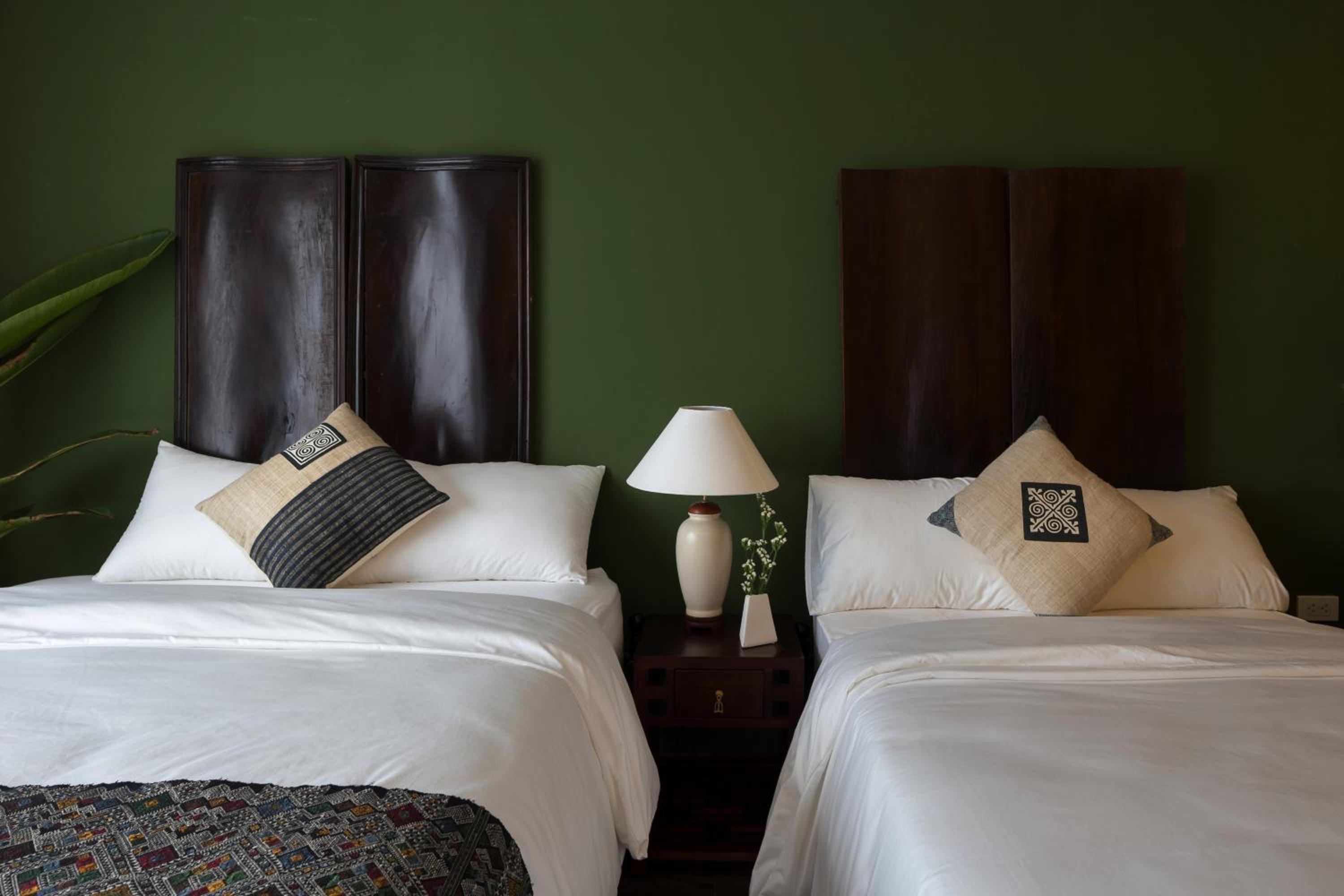 Centraltique Downtown - Bespoke Colonial House Near Hoan Kiem Lake