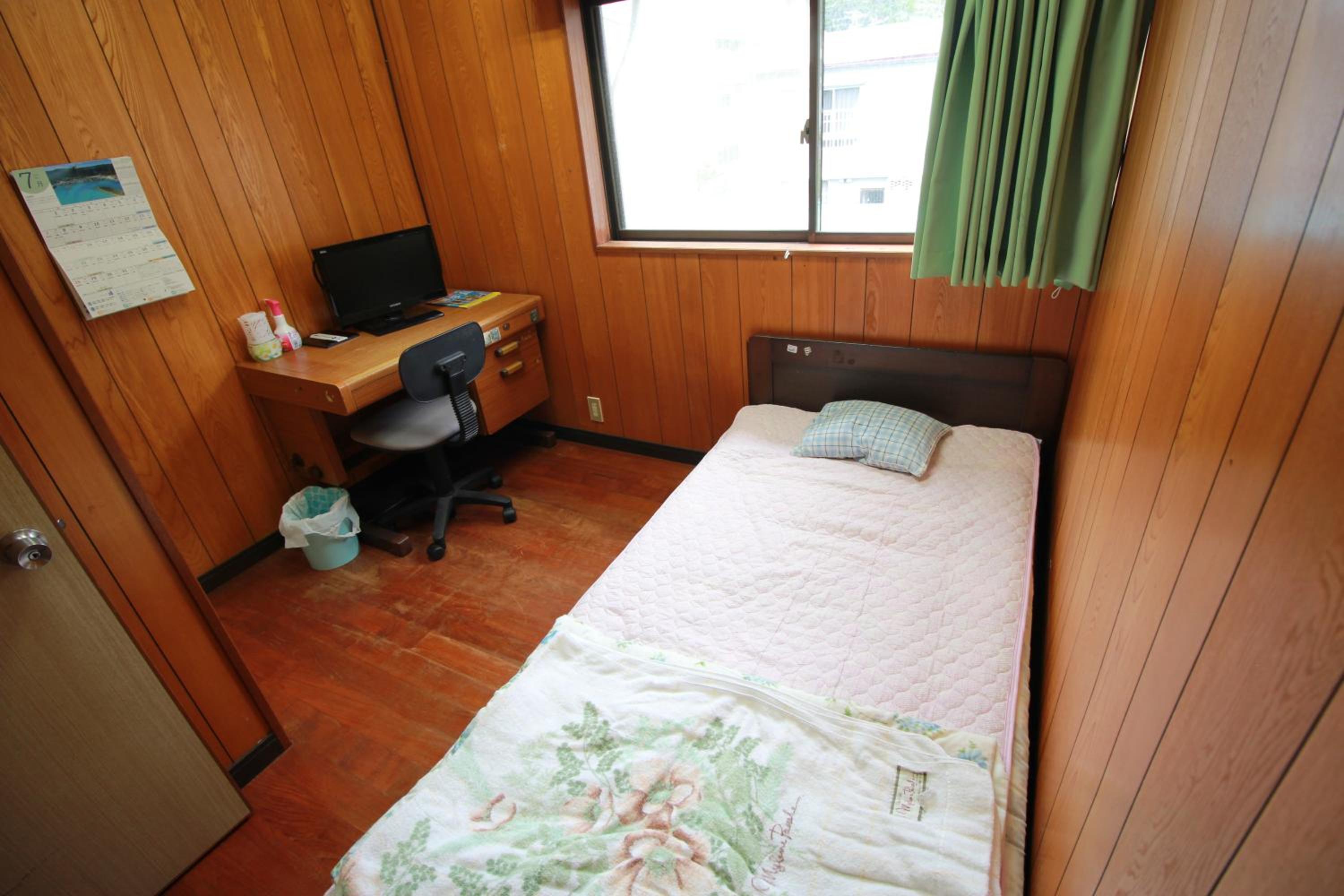 Photo 6