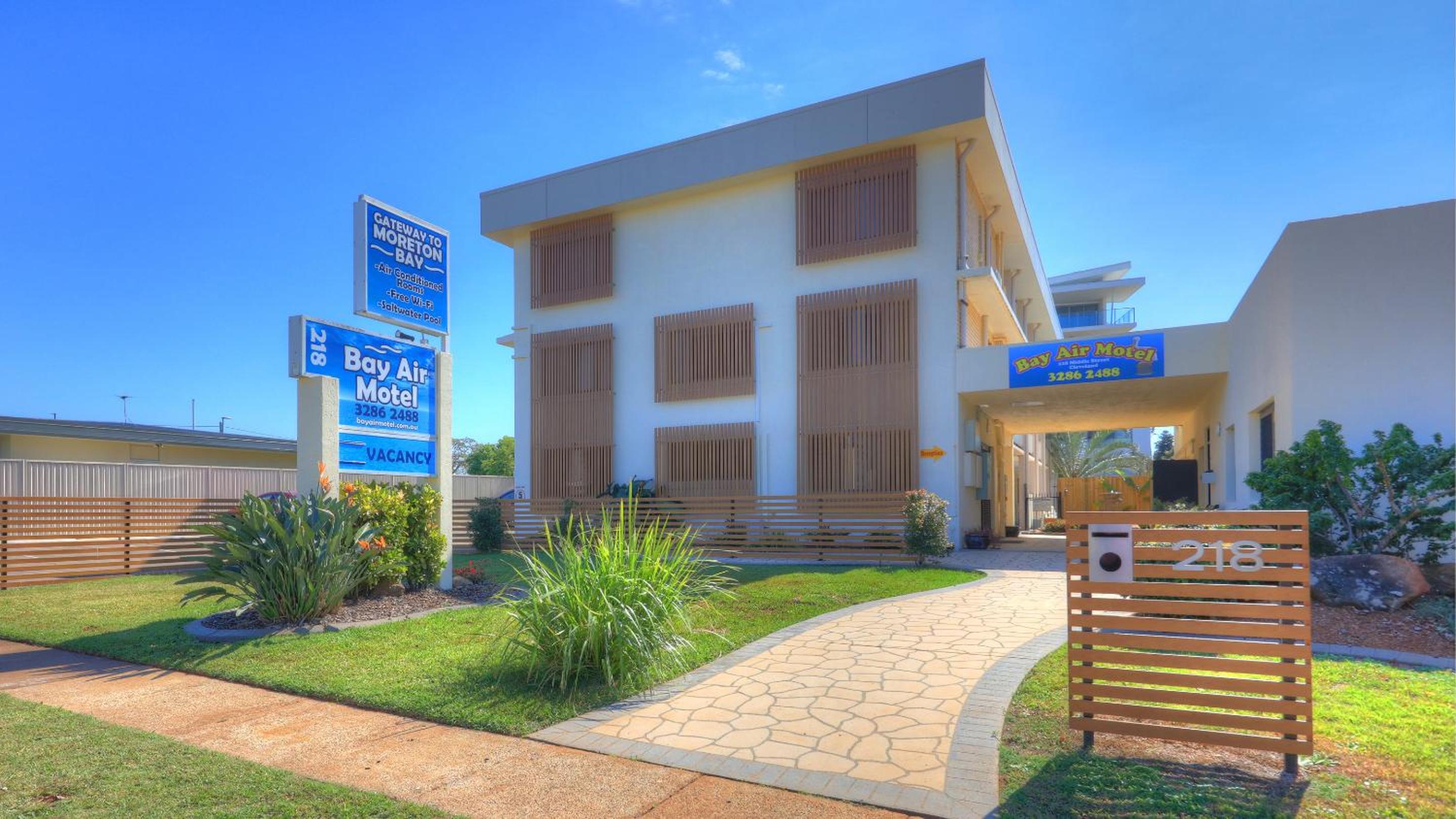 Bay Air Motel