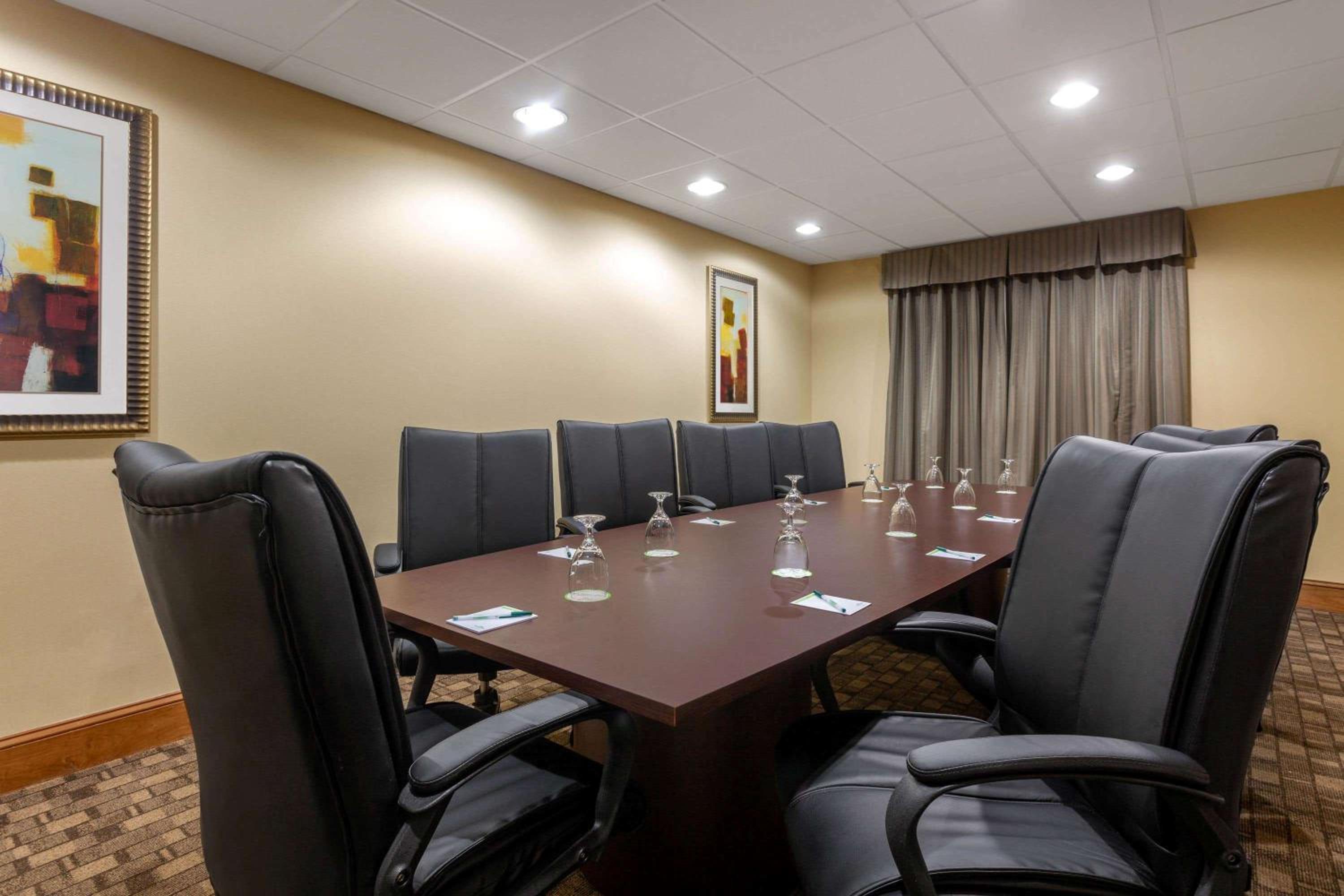 Macon Vacations - Wingate by Wyndham Macon - Property Image 35