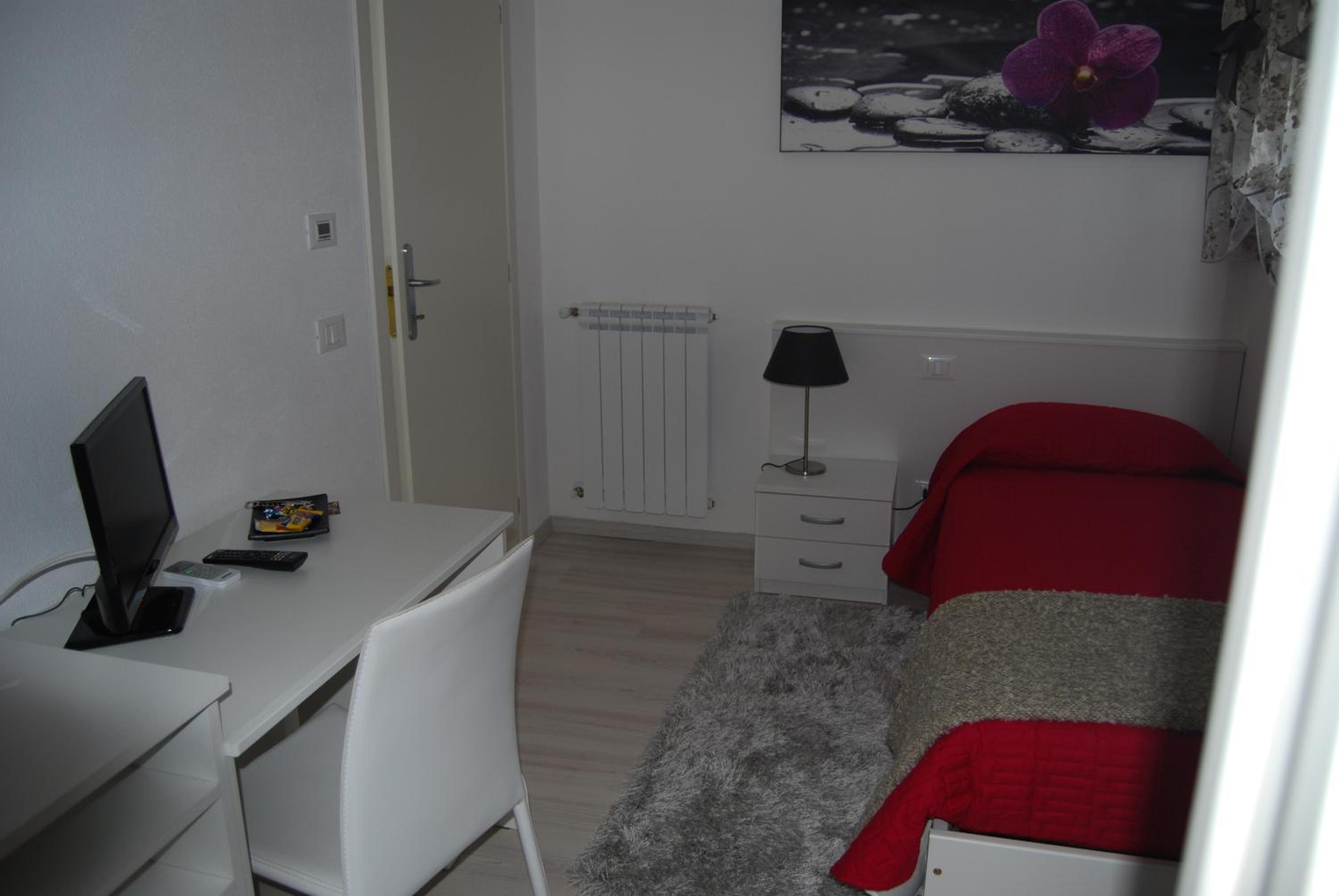 Photo 41
