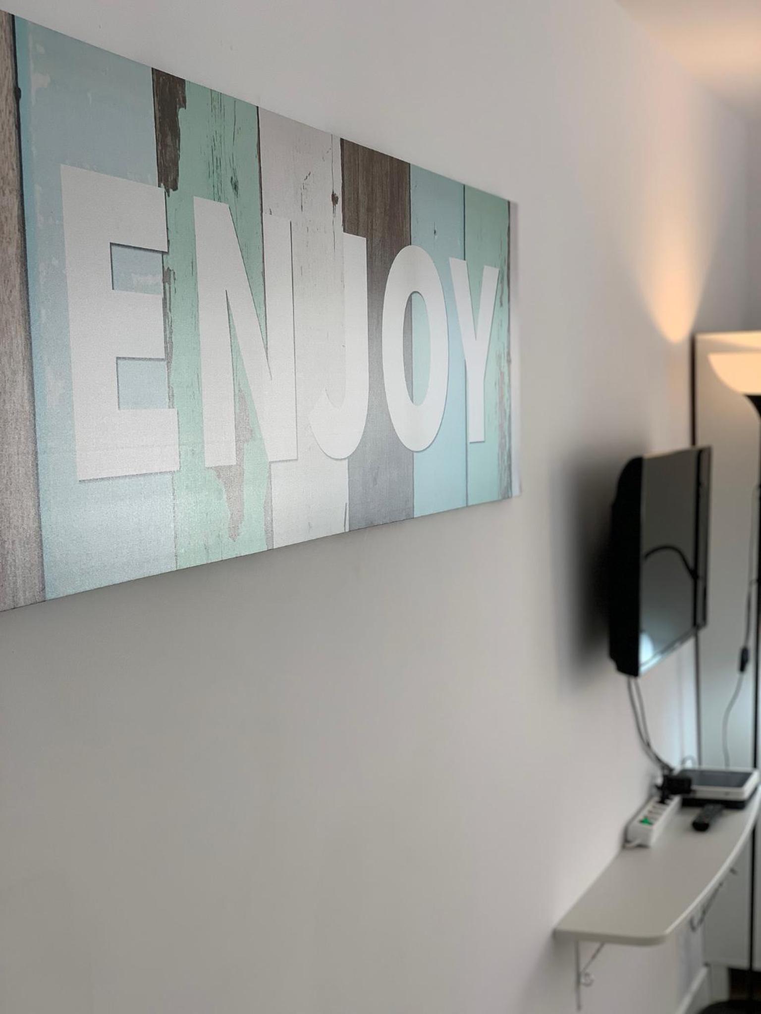 Cozy Studio in Los Cristianos Beach FREE WIFI view 3