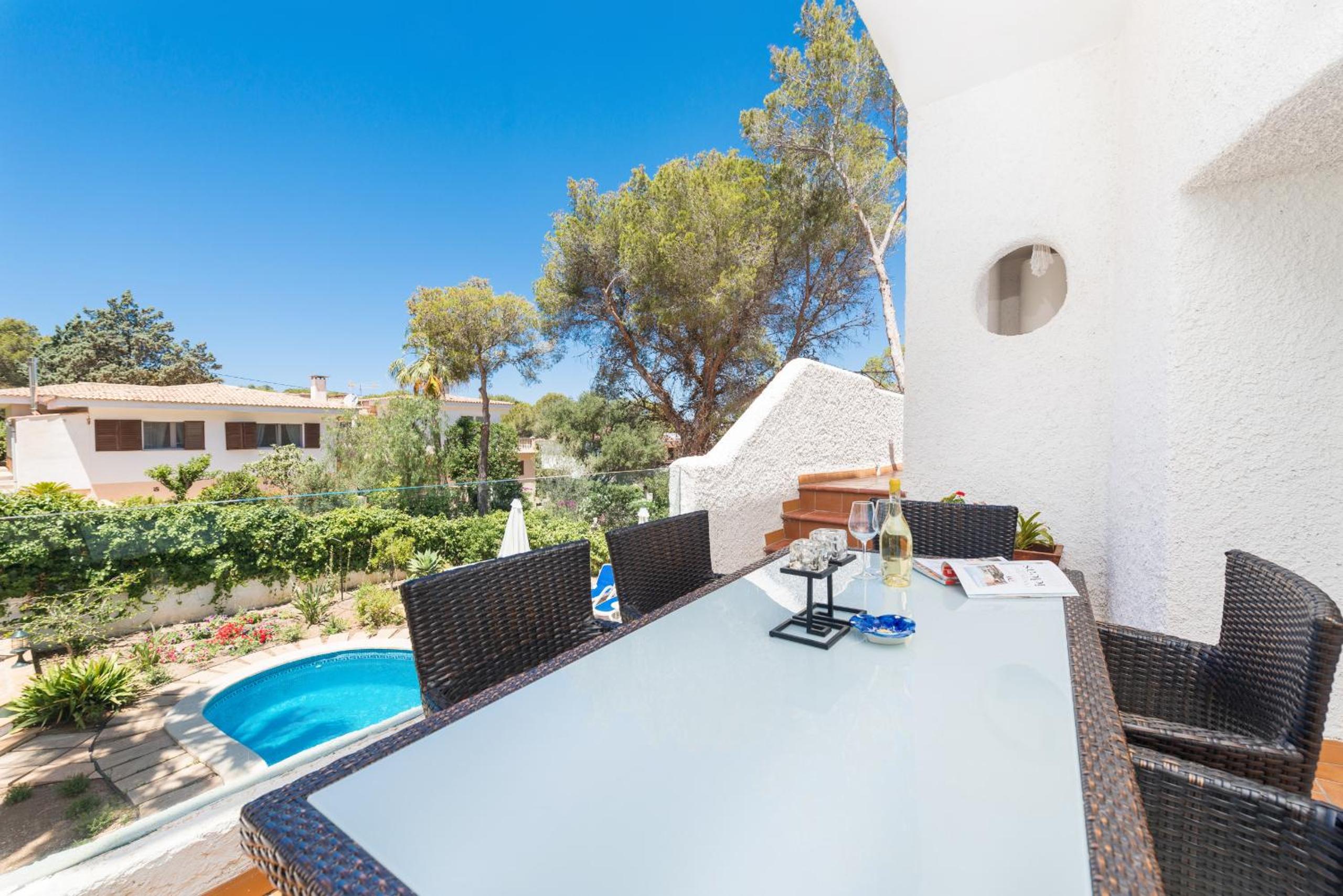 E253 Los Pinos by Mallorca Villa Selection view 3