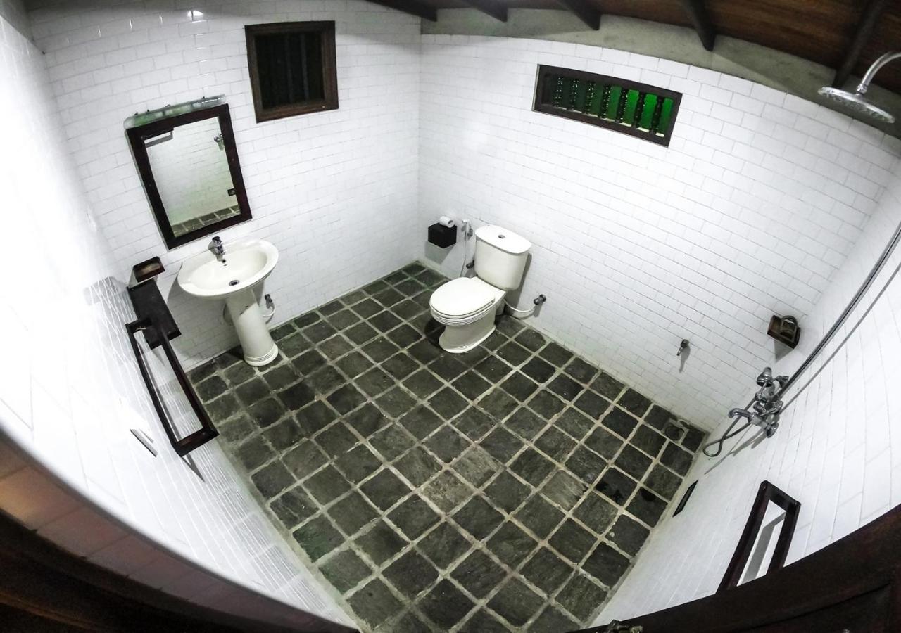 Araliya Gardens Hotel