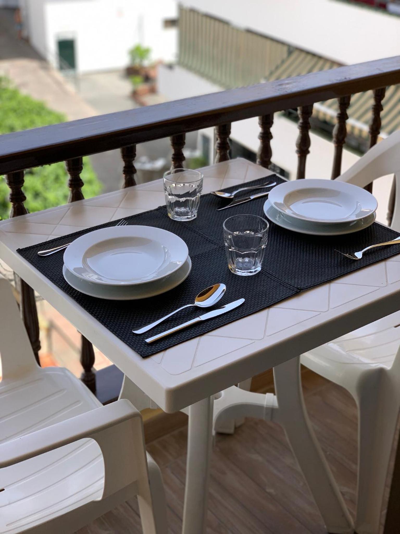 Cozy Studio in Los Cristianos Beach FREE WIFI view 2