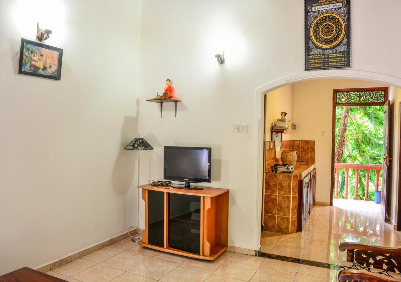 Araliya Gardens Hotel