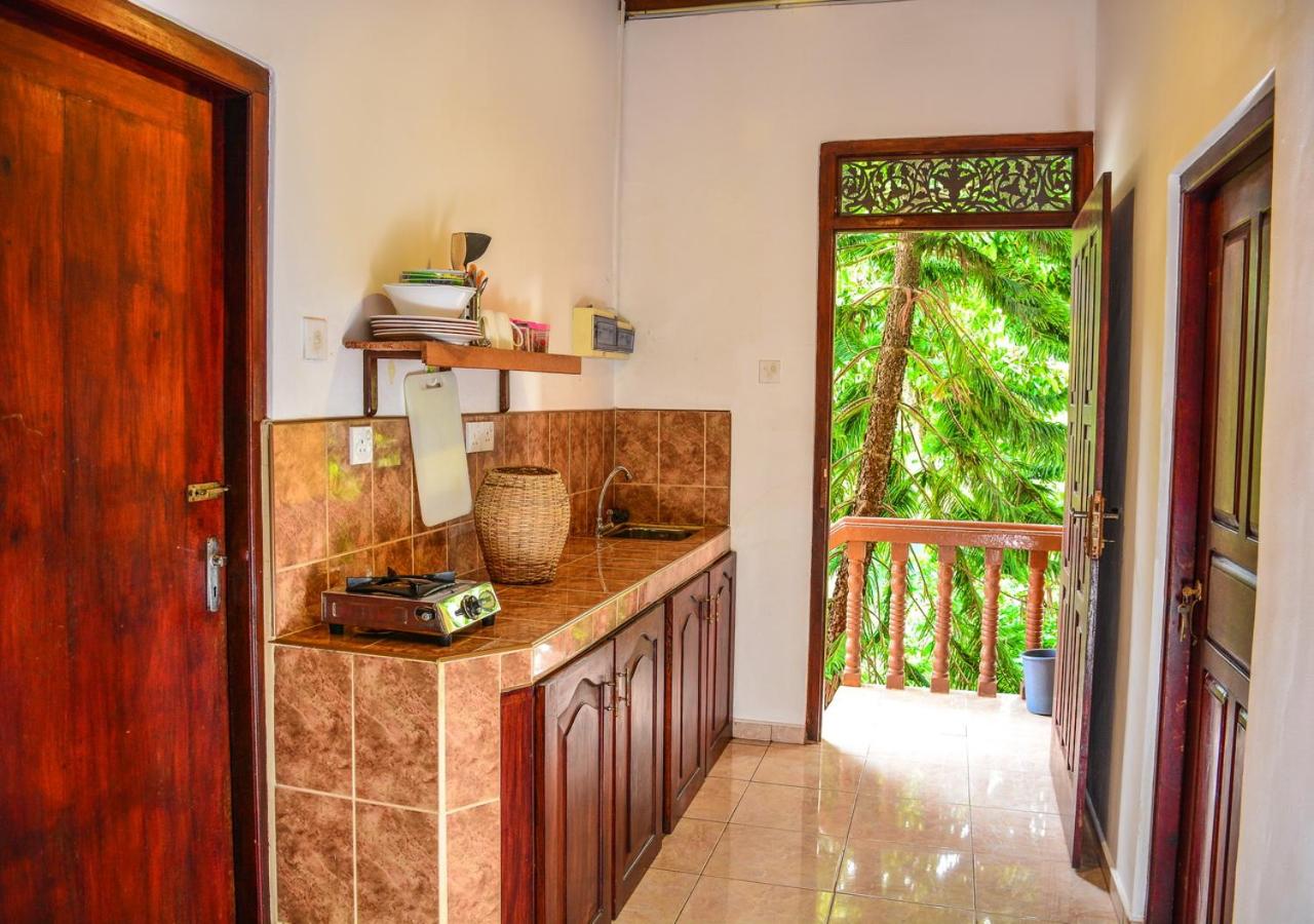 Araliya Gardens Hotel