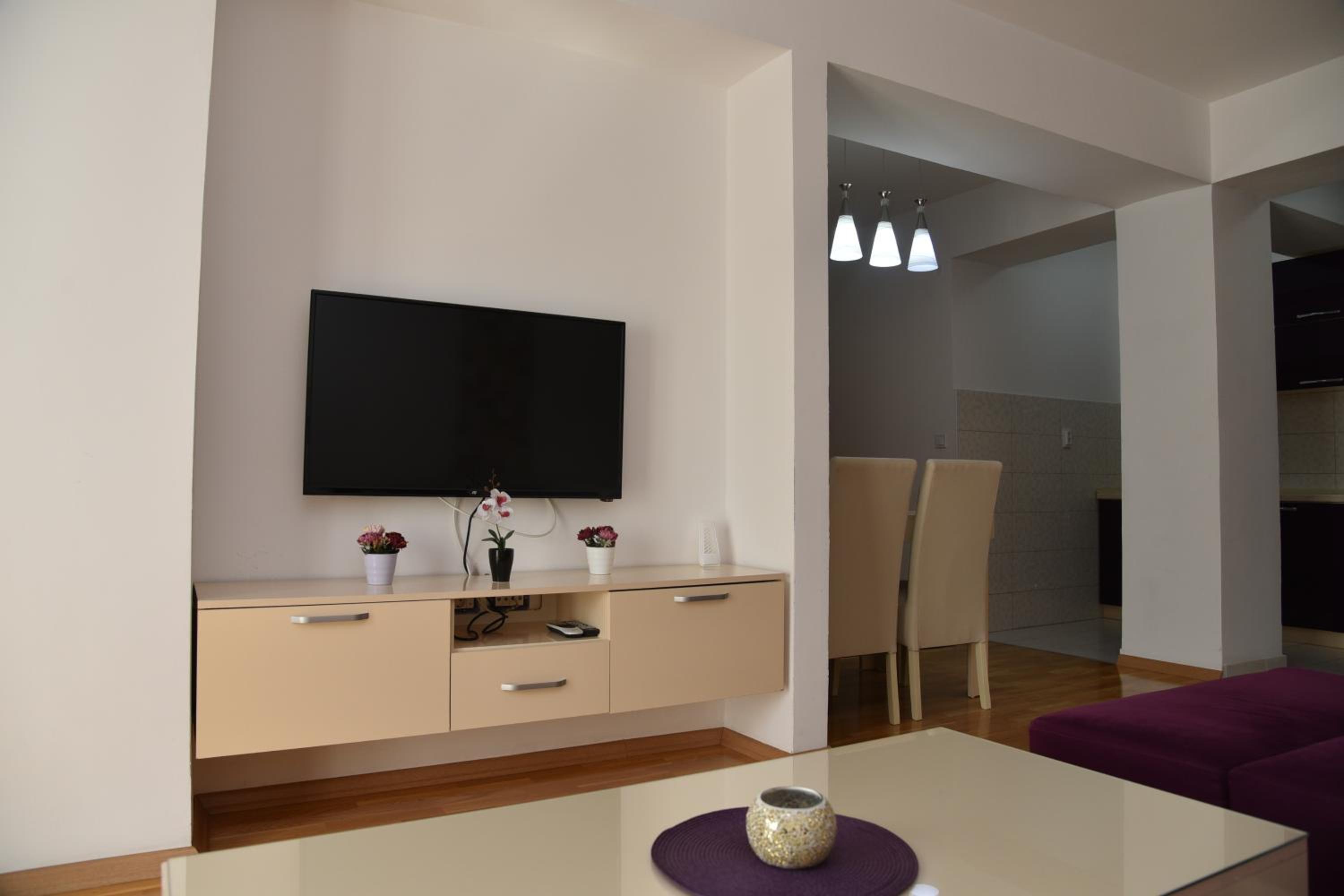 Boda Apartments