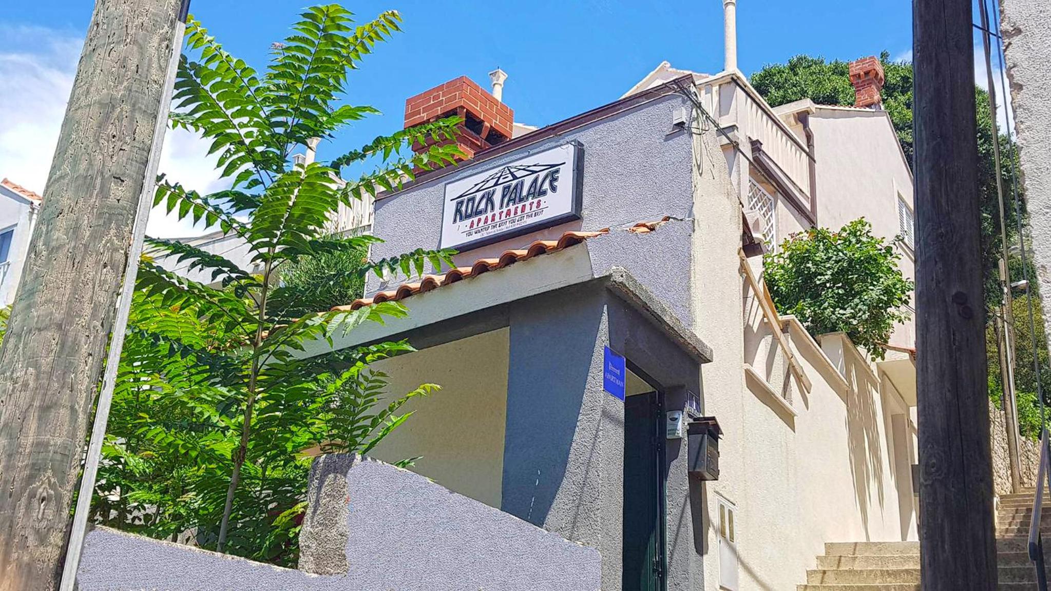 Apartments Rock Palace