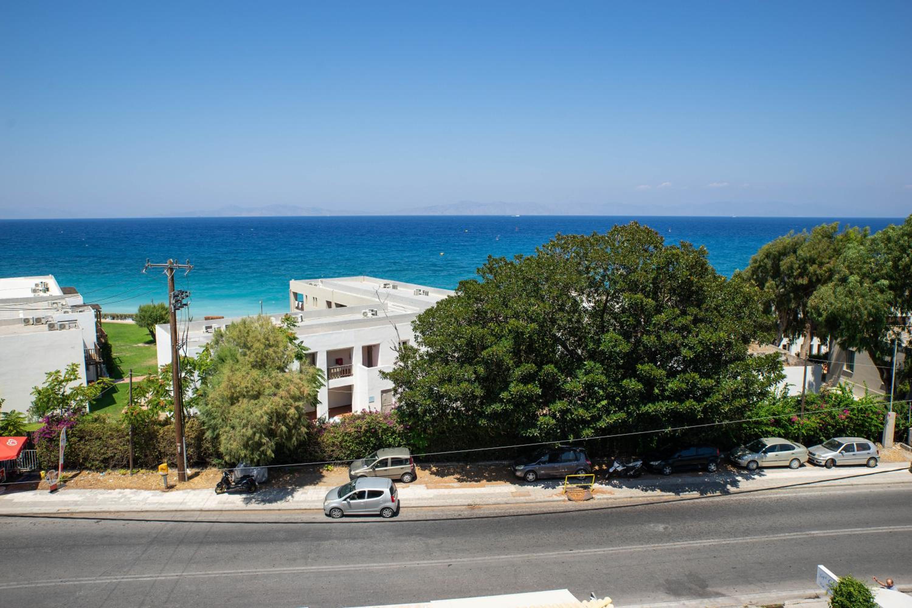 Blue View Seaside Luxury Apartments view 4