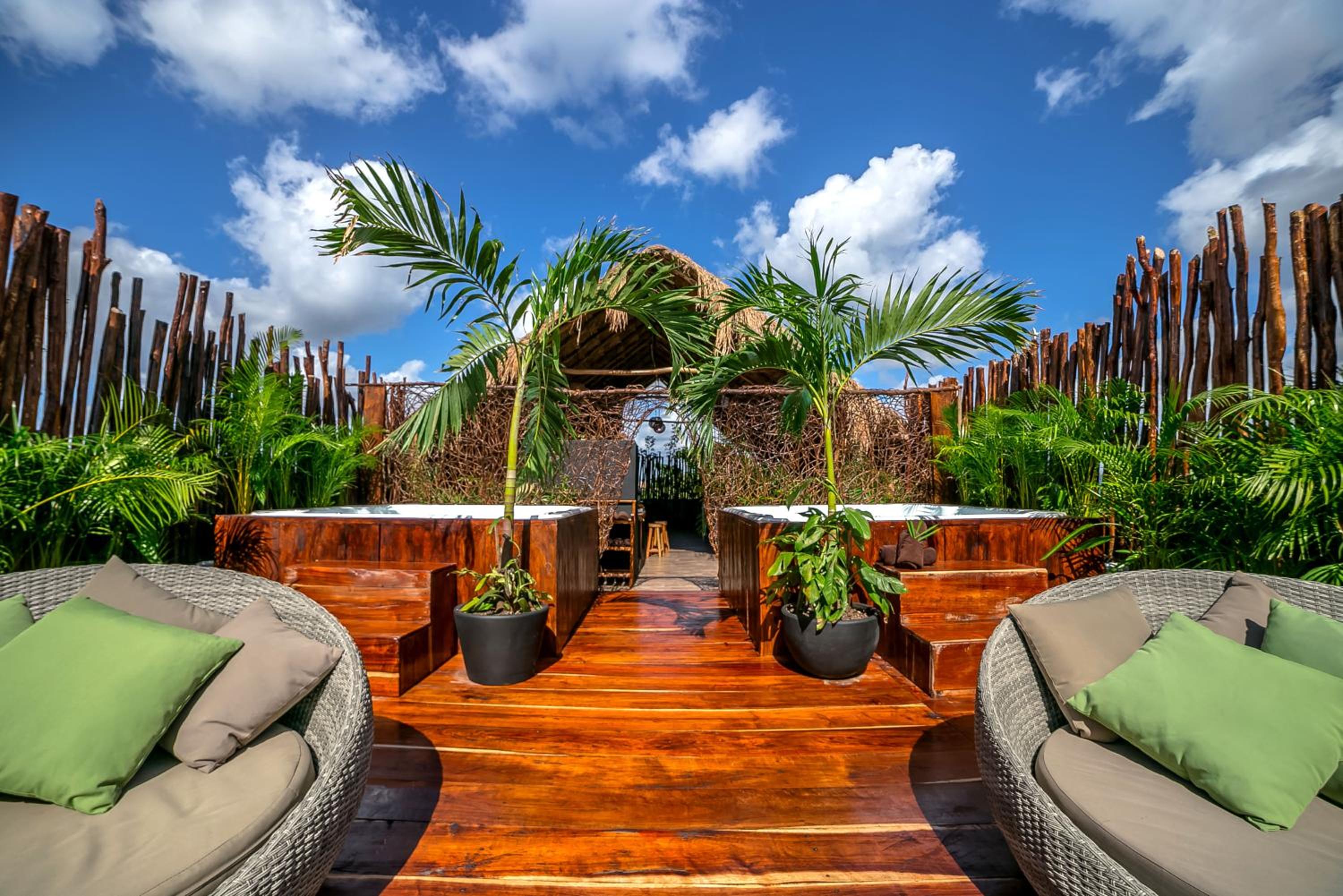 Grand Balam Plaza - Property Image 3