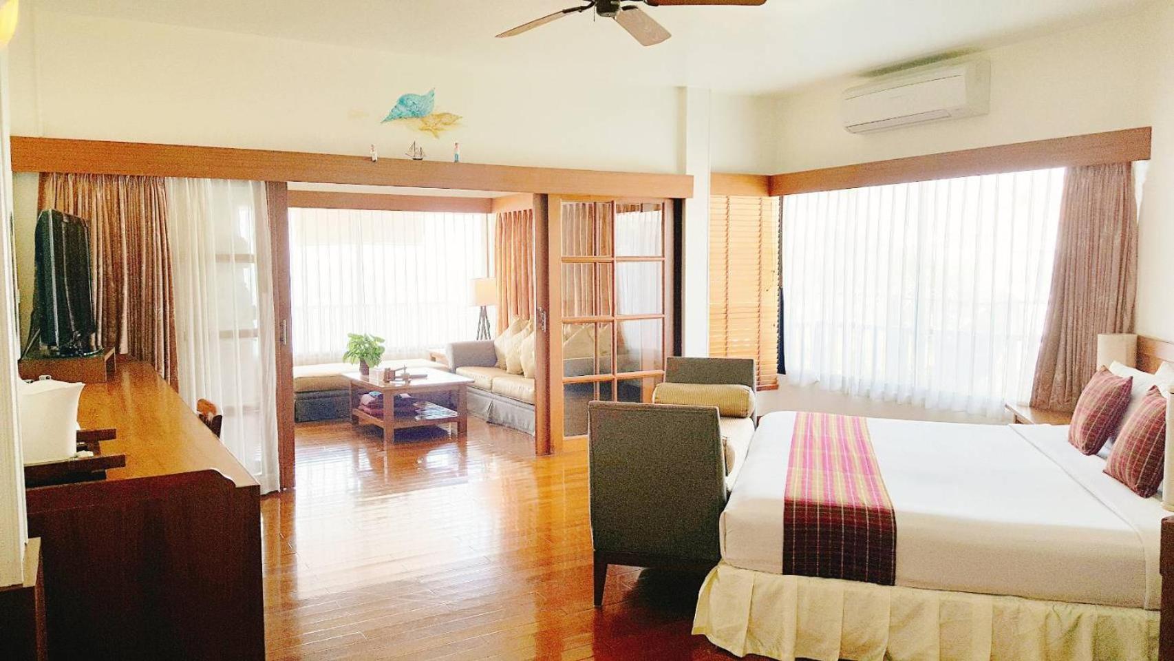 Birds and Bees Resort