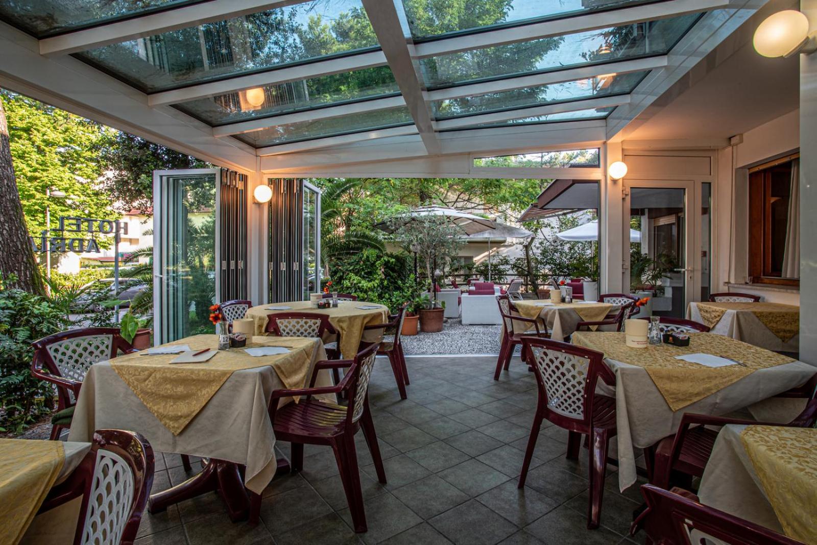 restaurant