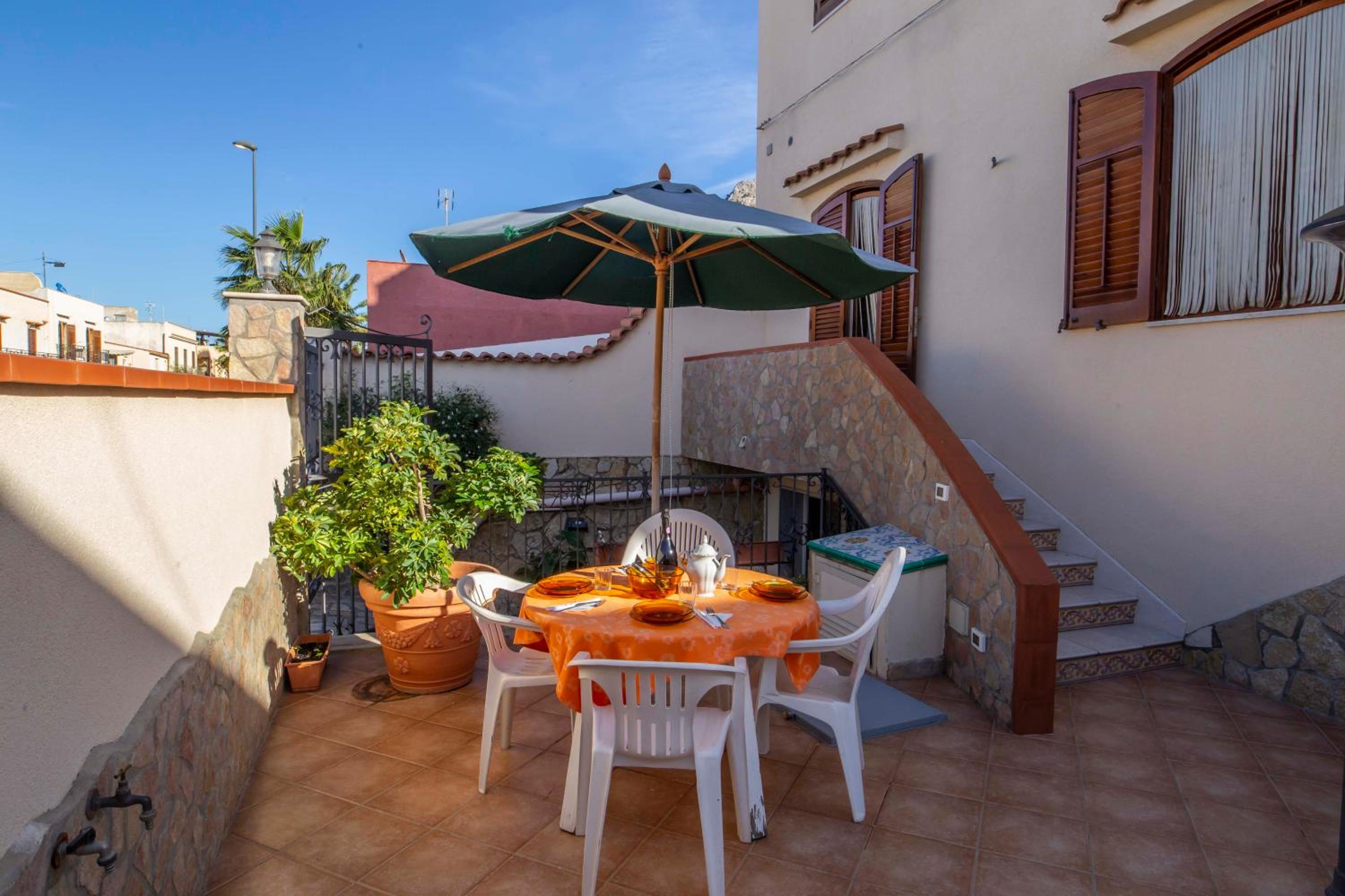 Casa Cavour sul Mare view 2