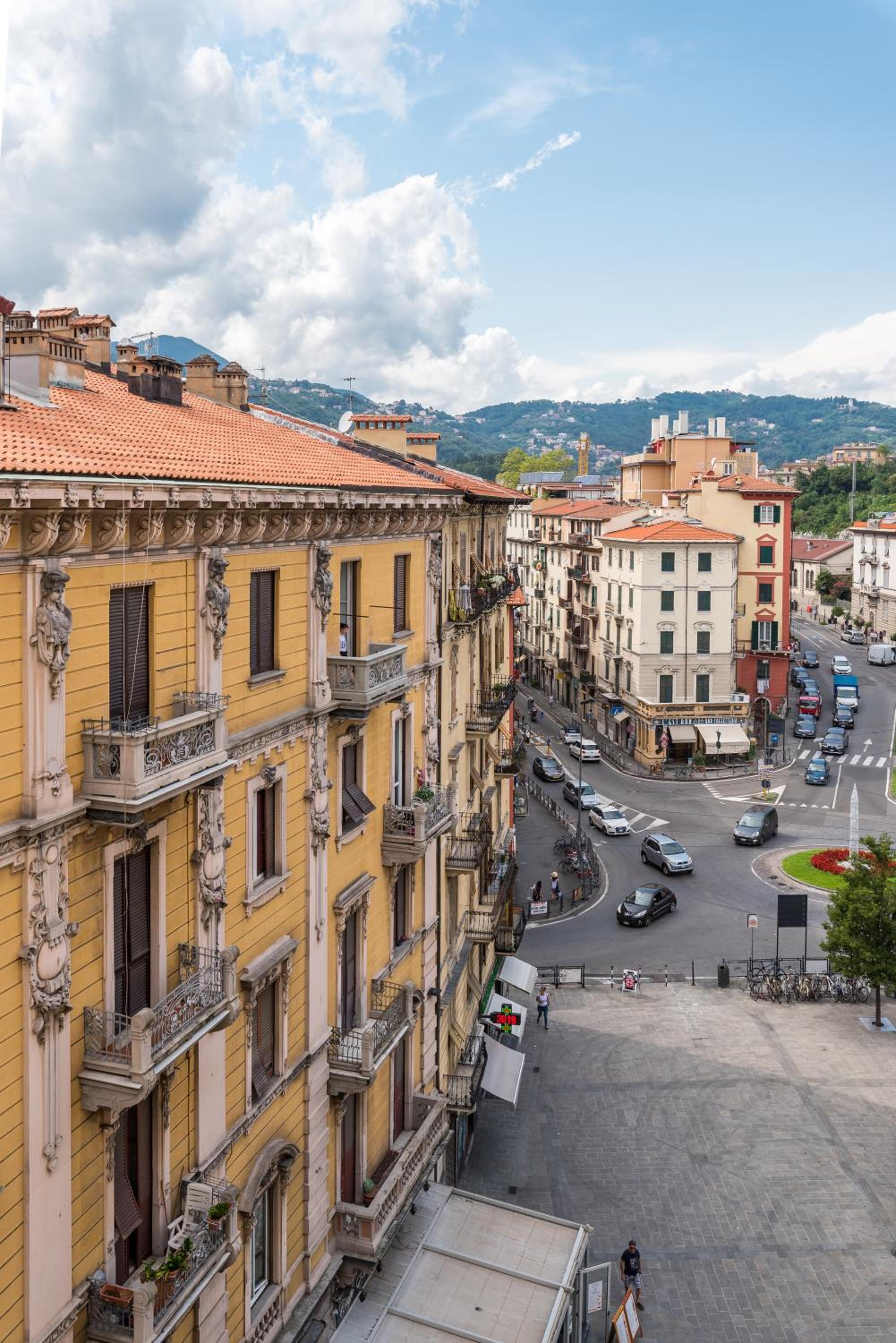 Hotel Cinque Terre Bridge - Image 1