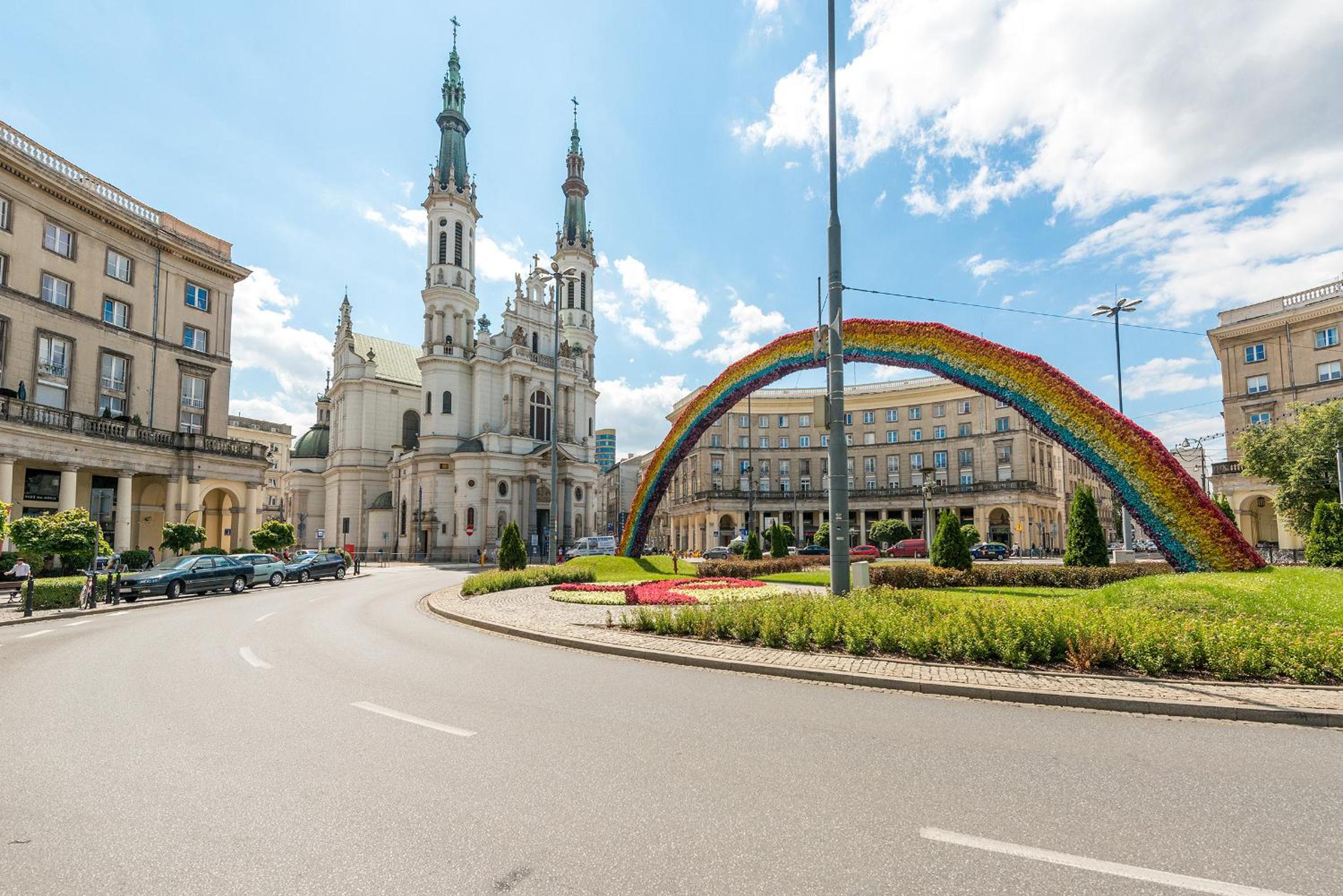 P&O Apartments Metro Politechnika on Zbawiciela Square