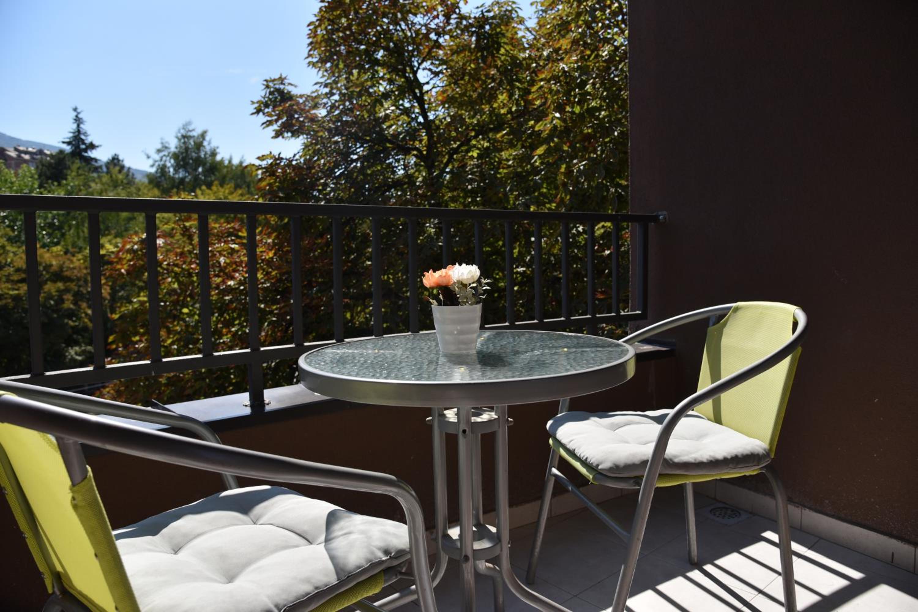 Boda Apartments