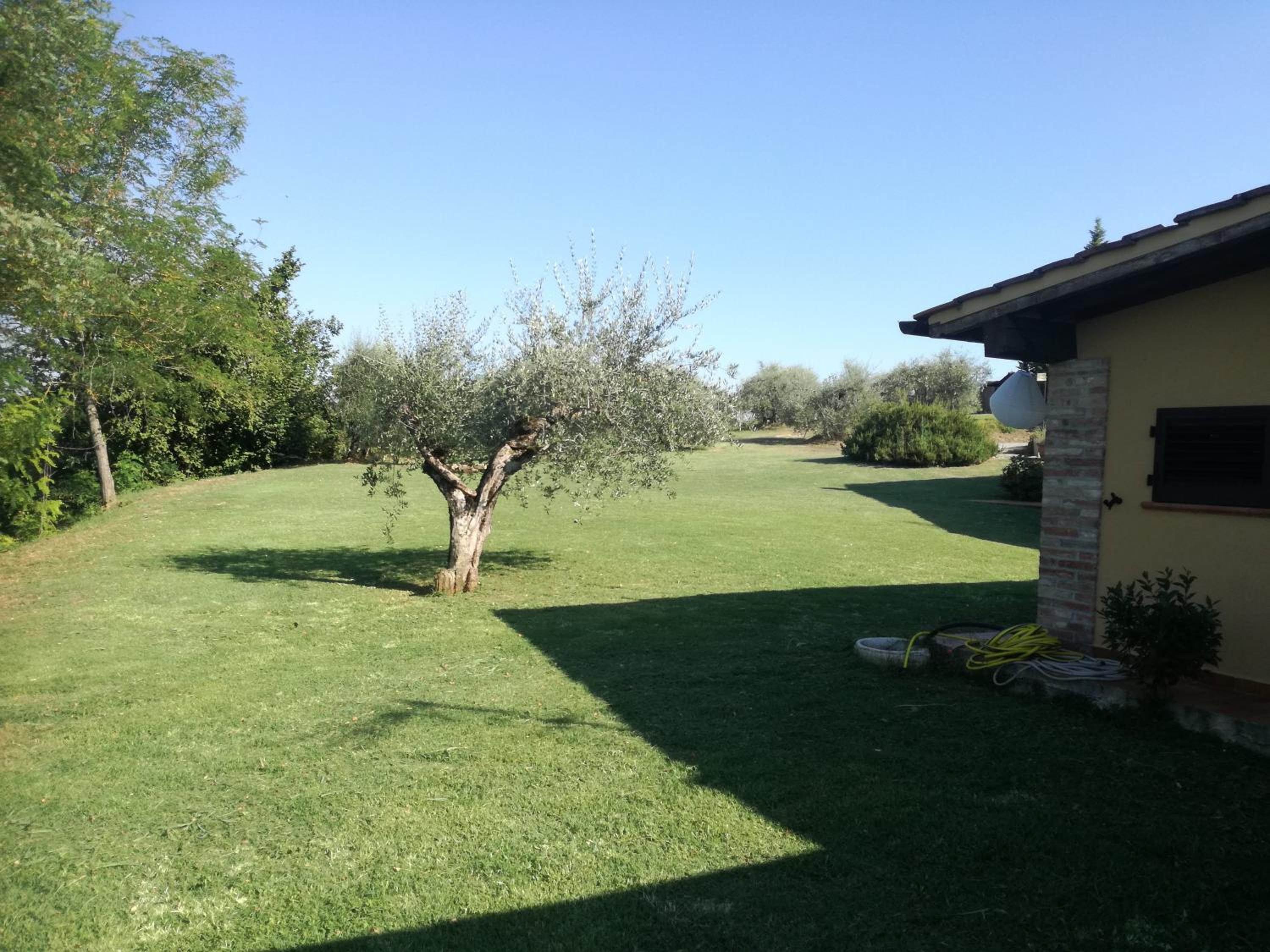 TUSCANY EASY HOLIDAYS view 4