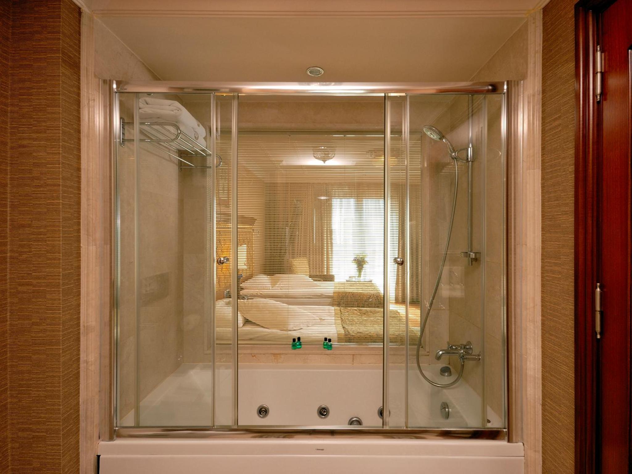 The Central Palace Taksim - Image 19