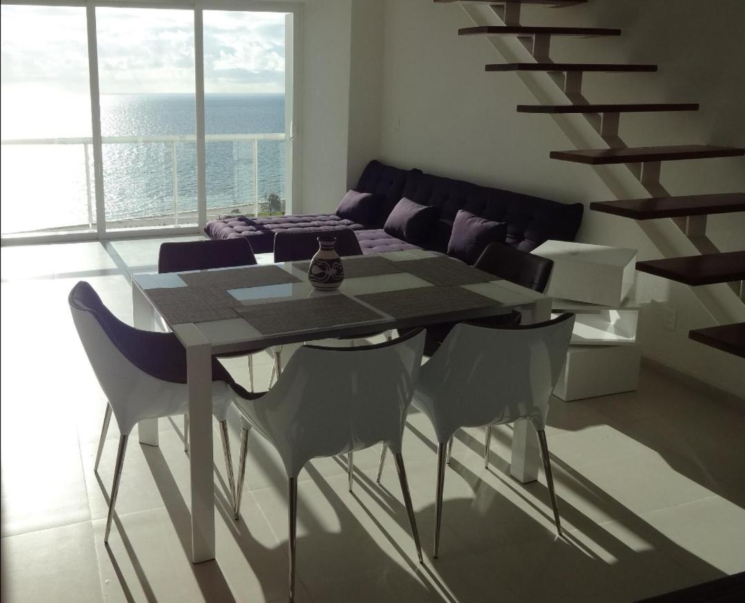 Pent House amazing View beachfront CANCUN
