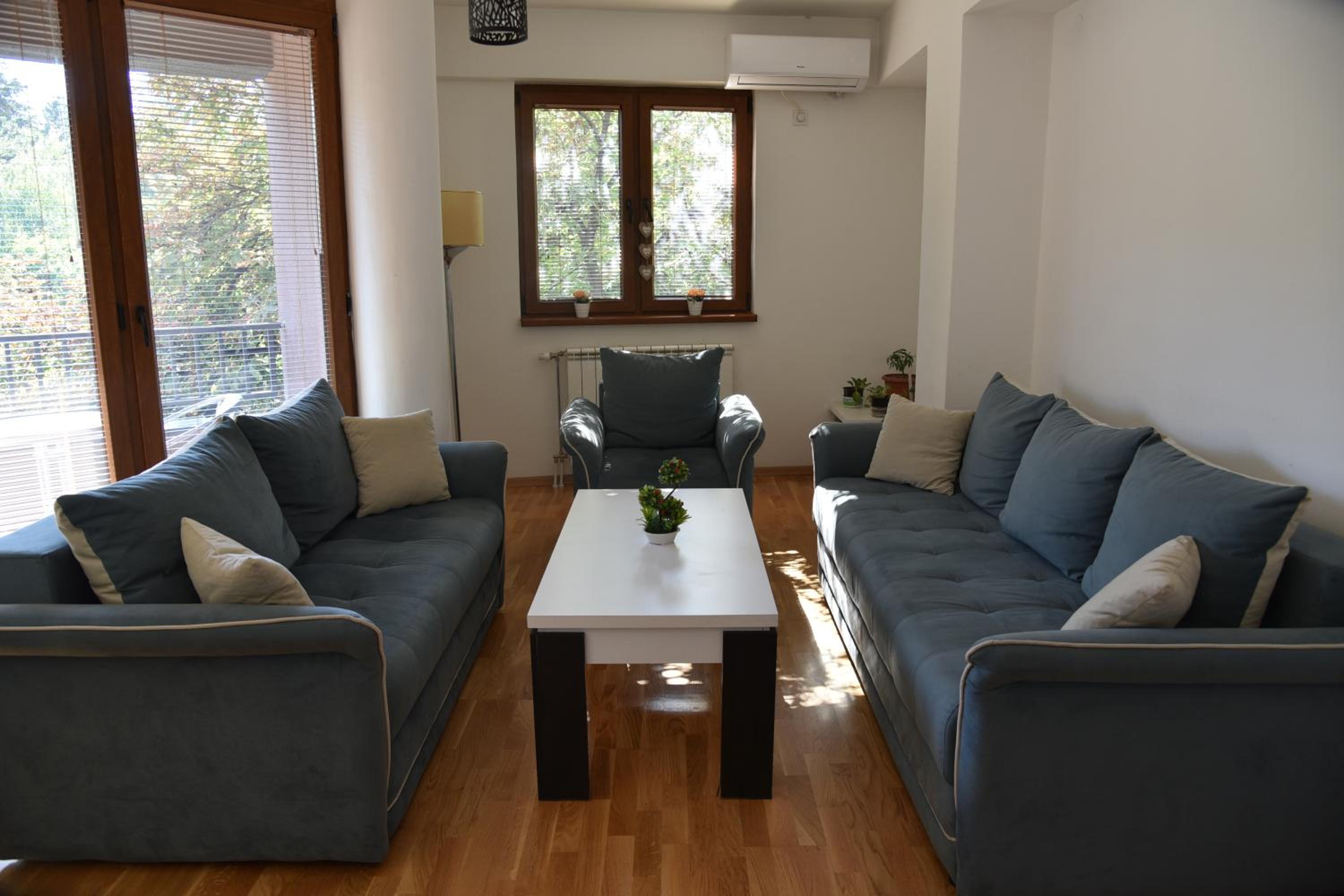 Boda Apartments