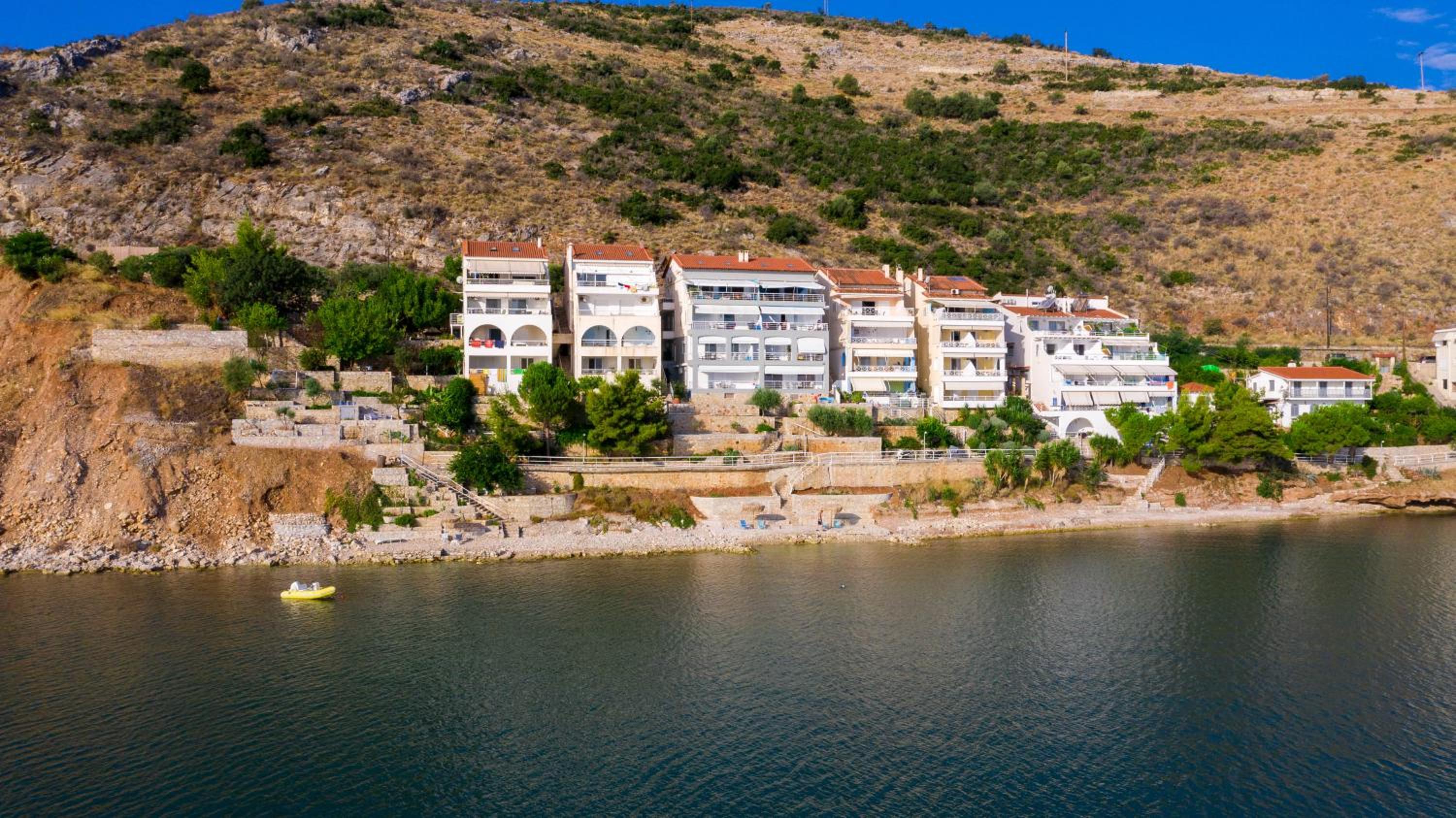 Kiveri Apartments