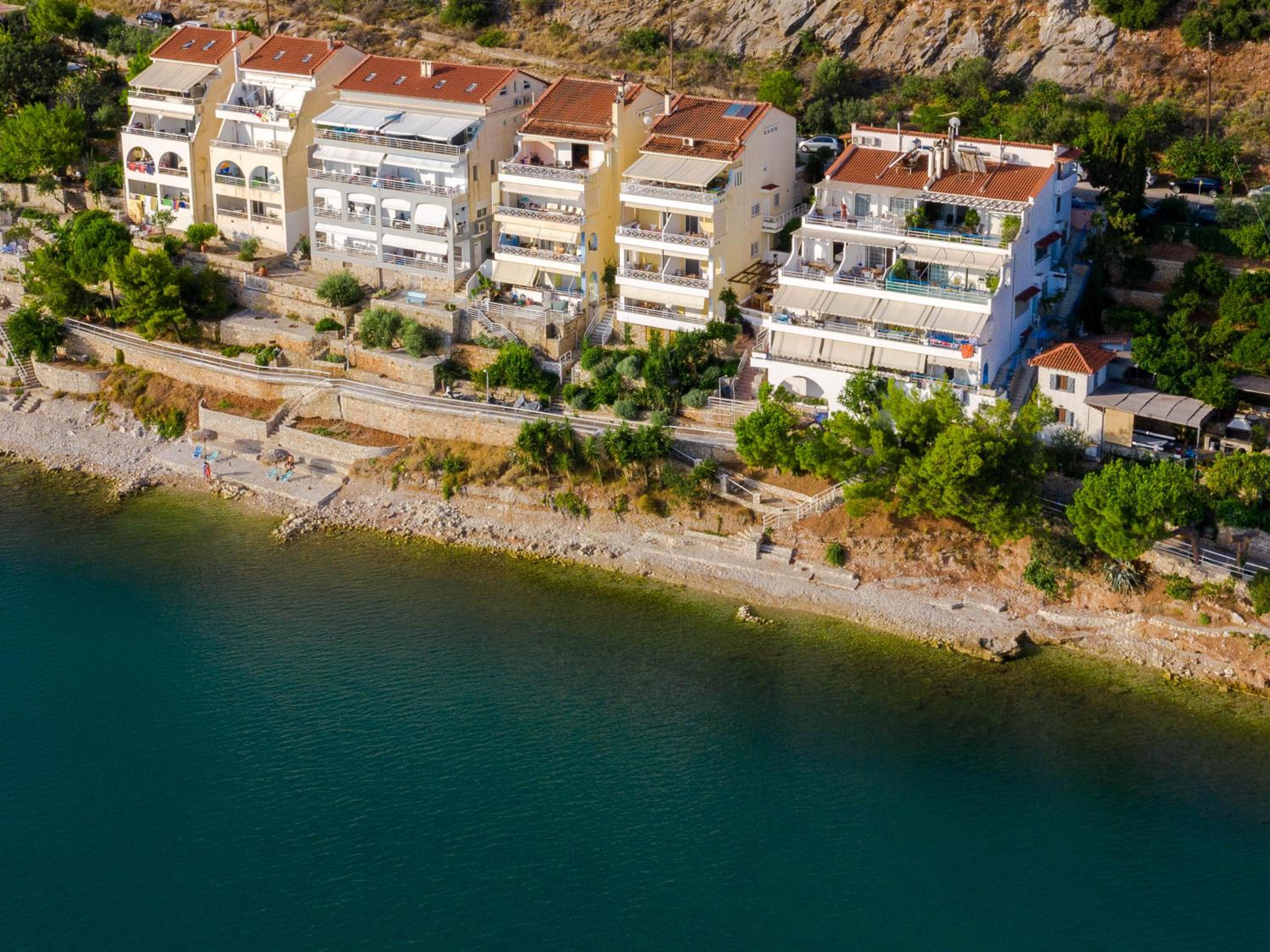 Kiveri Apartments