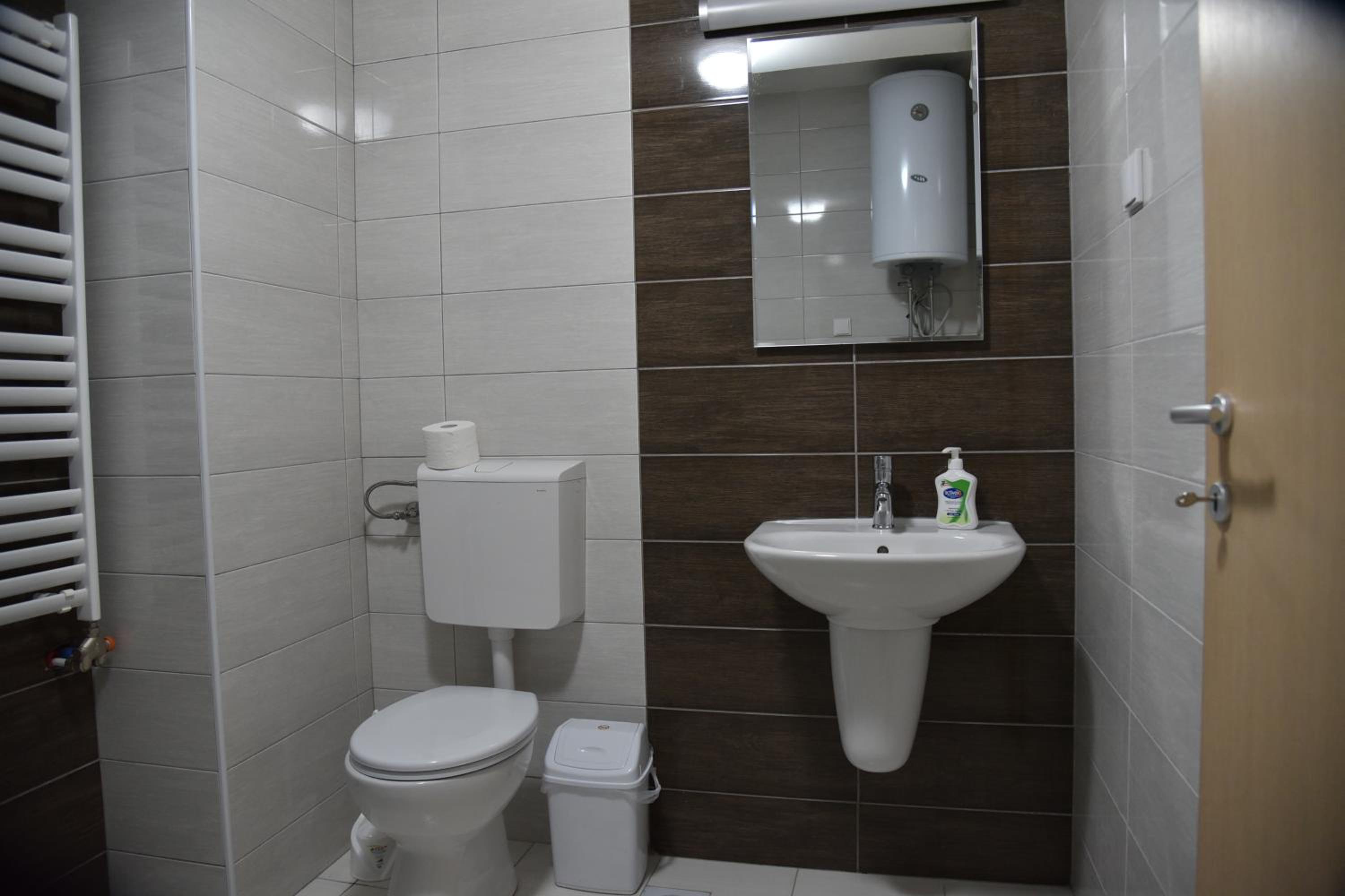Boda Apartments