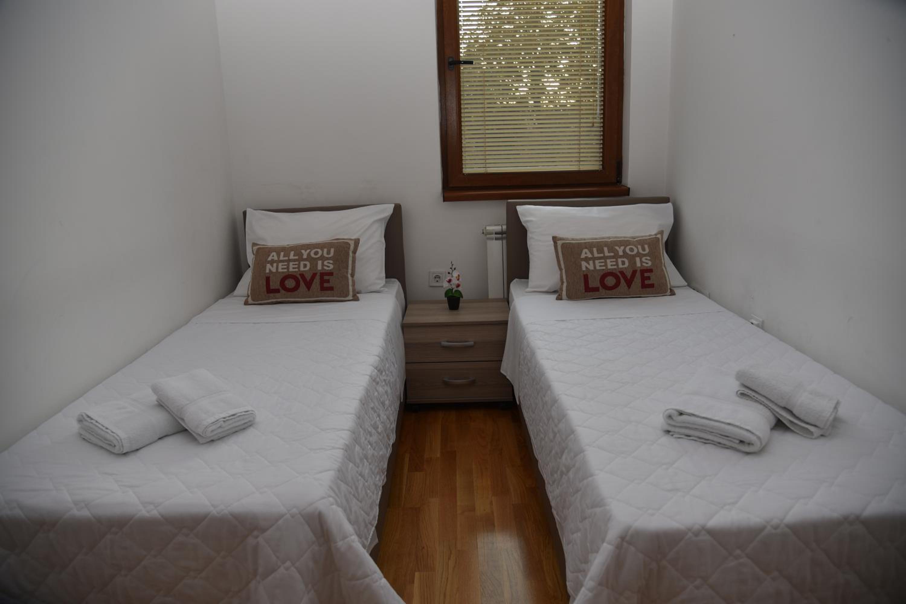 Boda Apartments