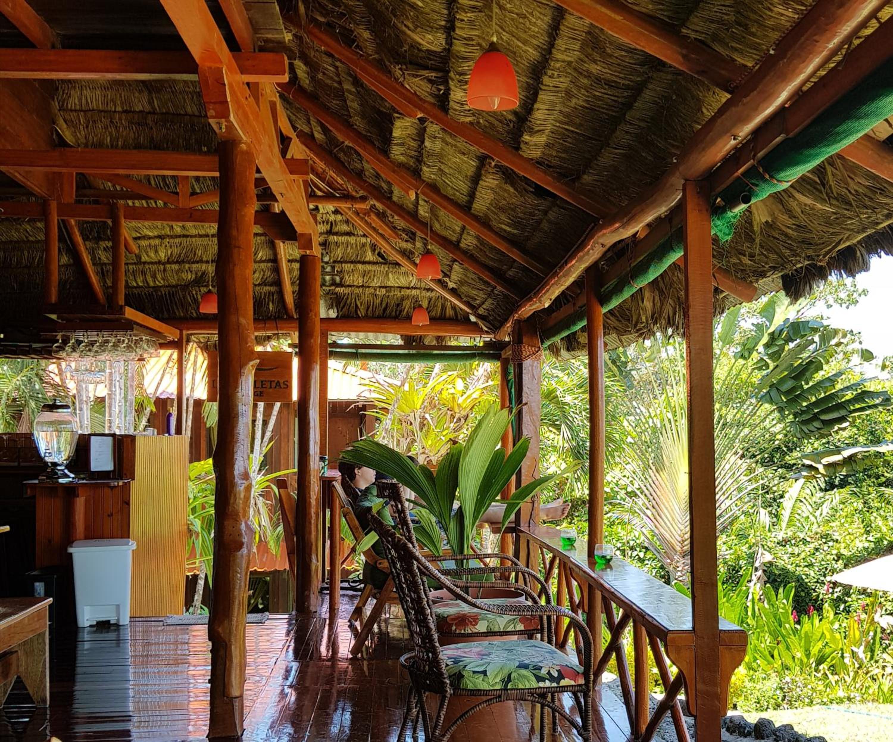 Las Caletas Lodge