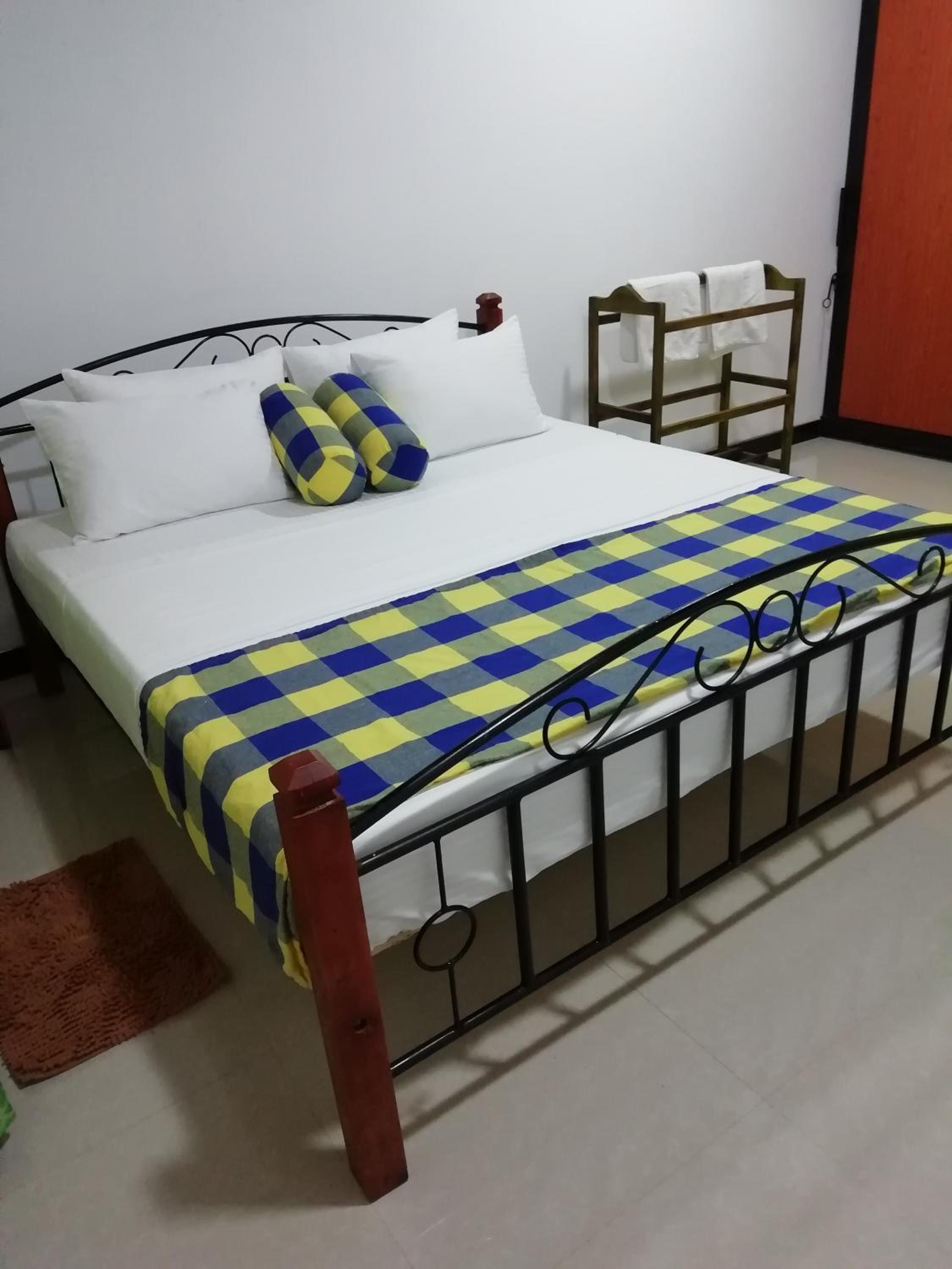 Gimhani Guest House