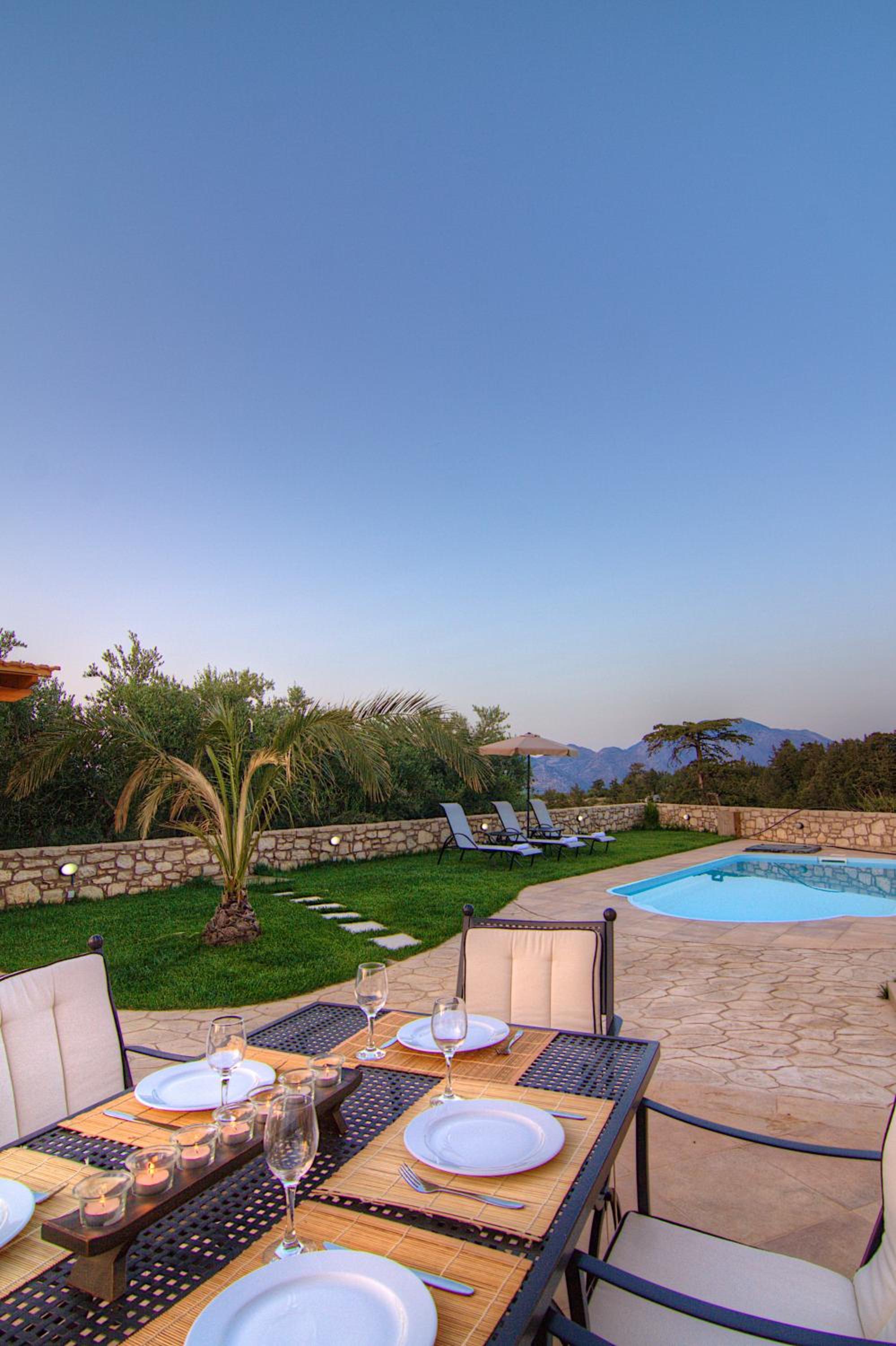 Green Paradise Villa view 4