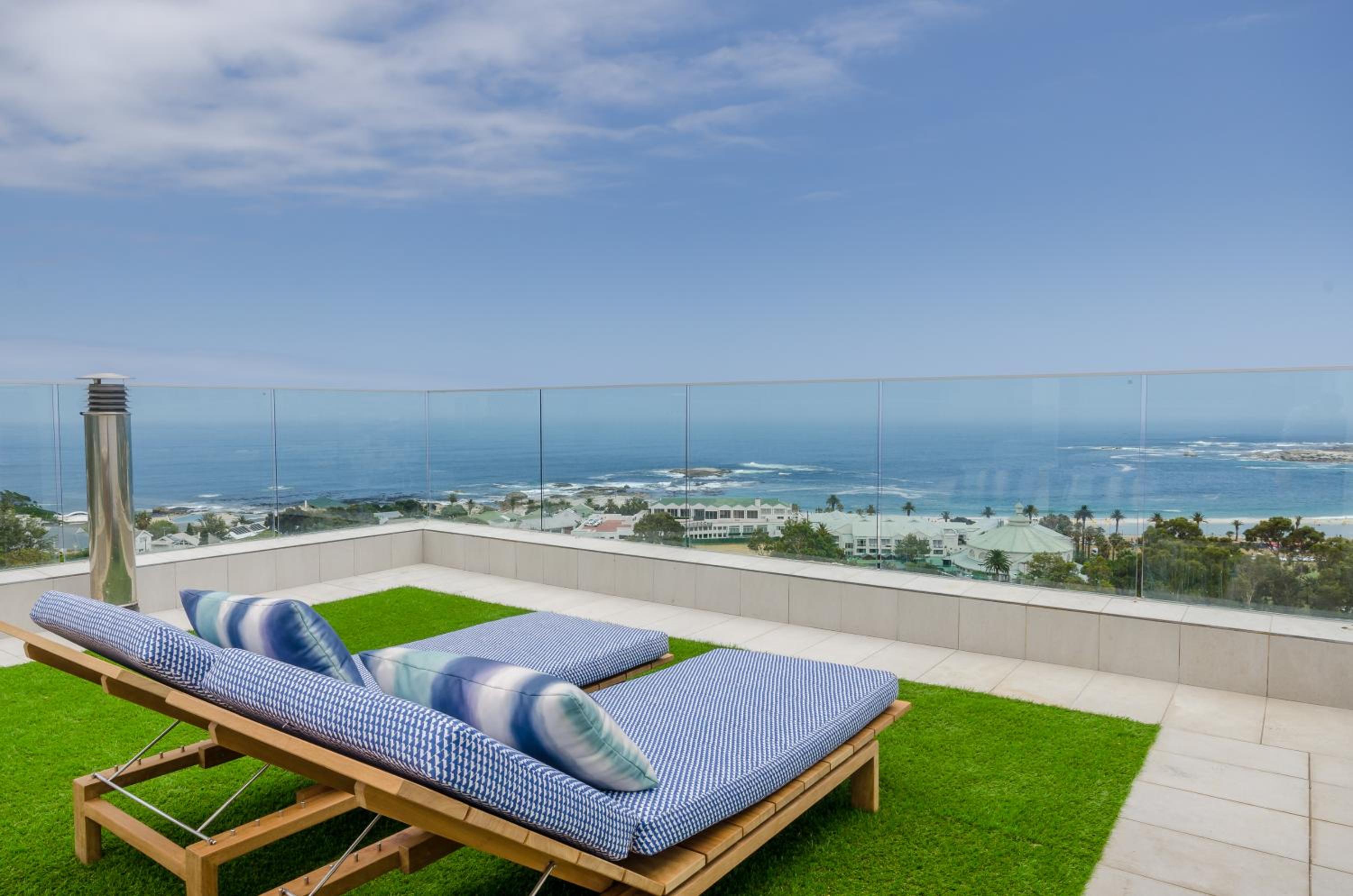 Stunning Ocean & Mountain Views view 2