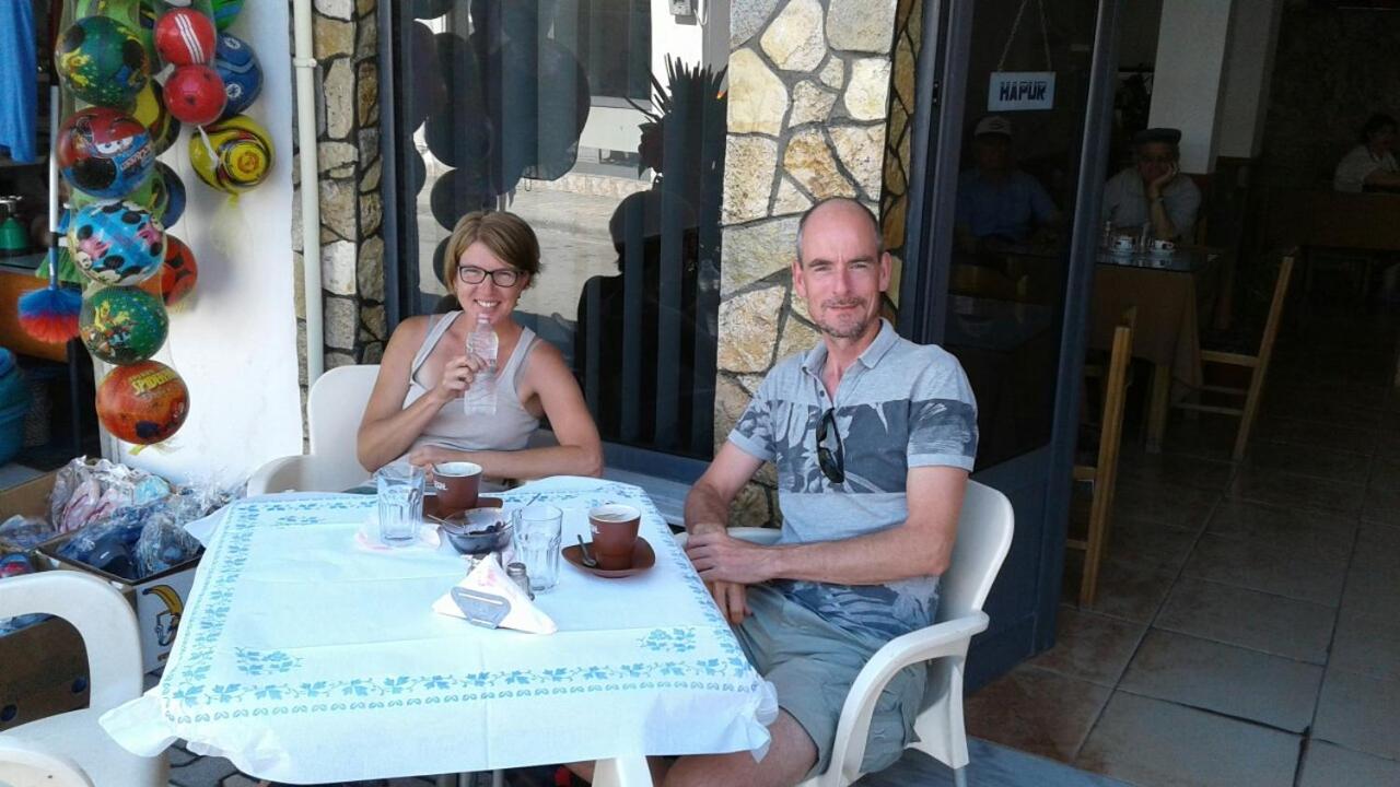 Nako Guest House bar&restaurants