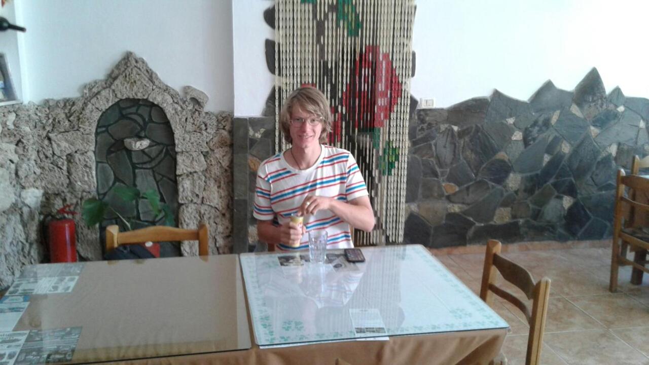 Nako Guest House bar&restaurants