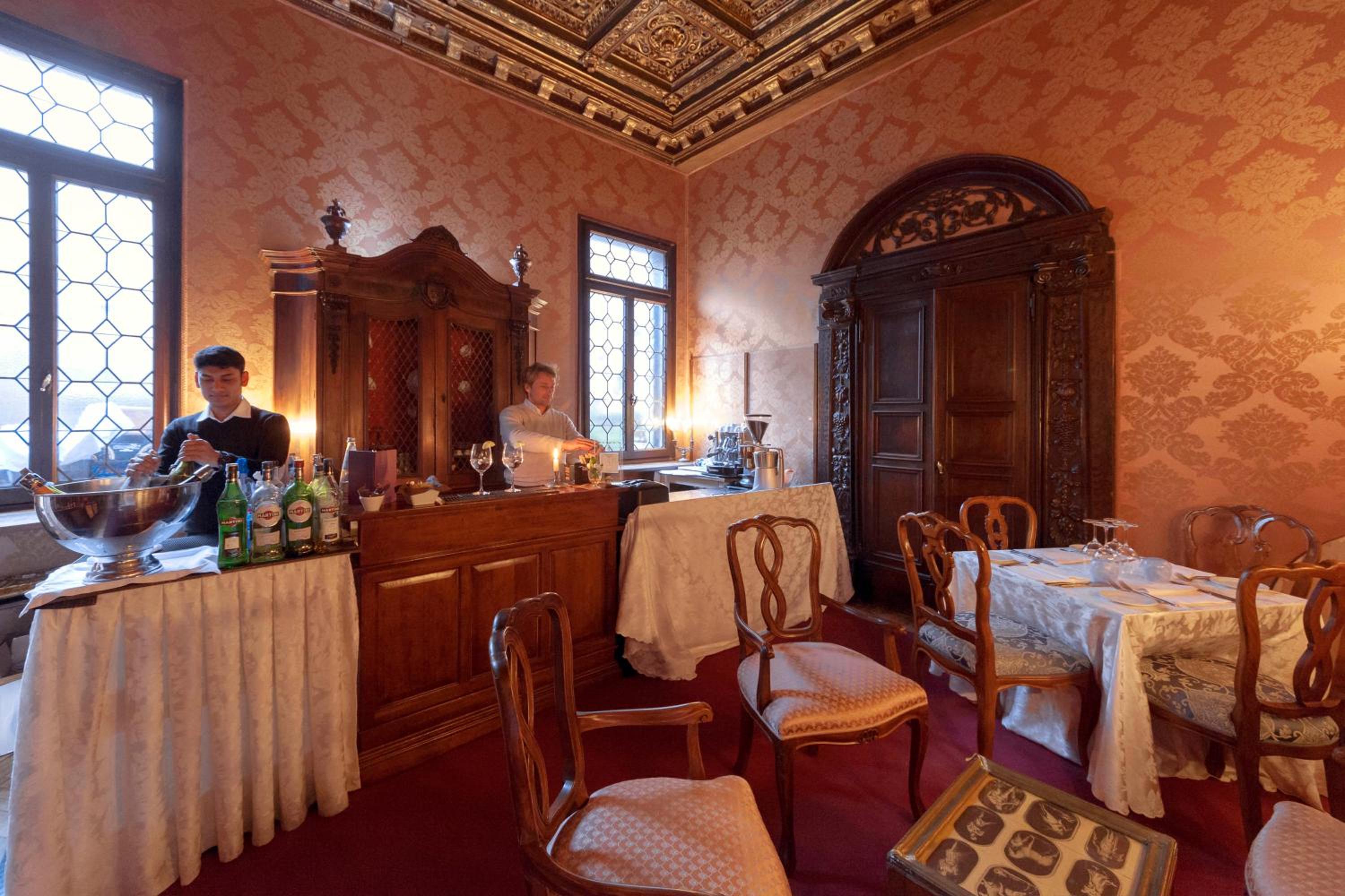 Palazzetto Pisani Grand Canal