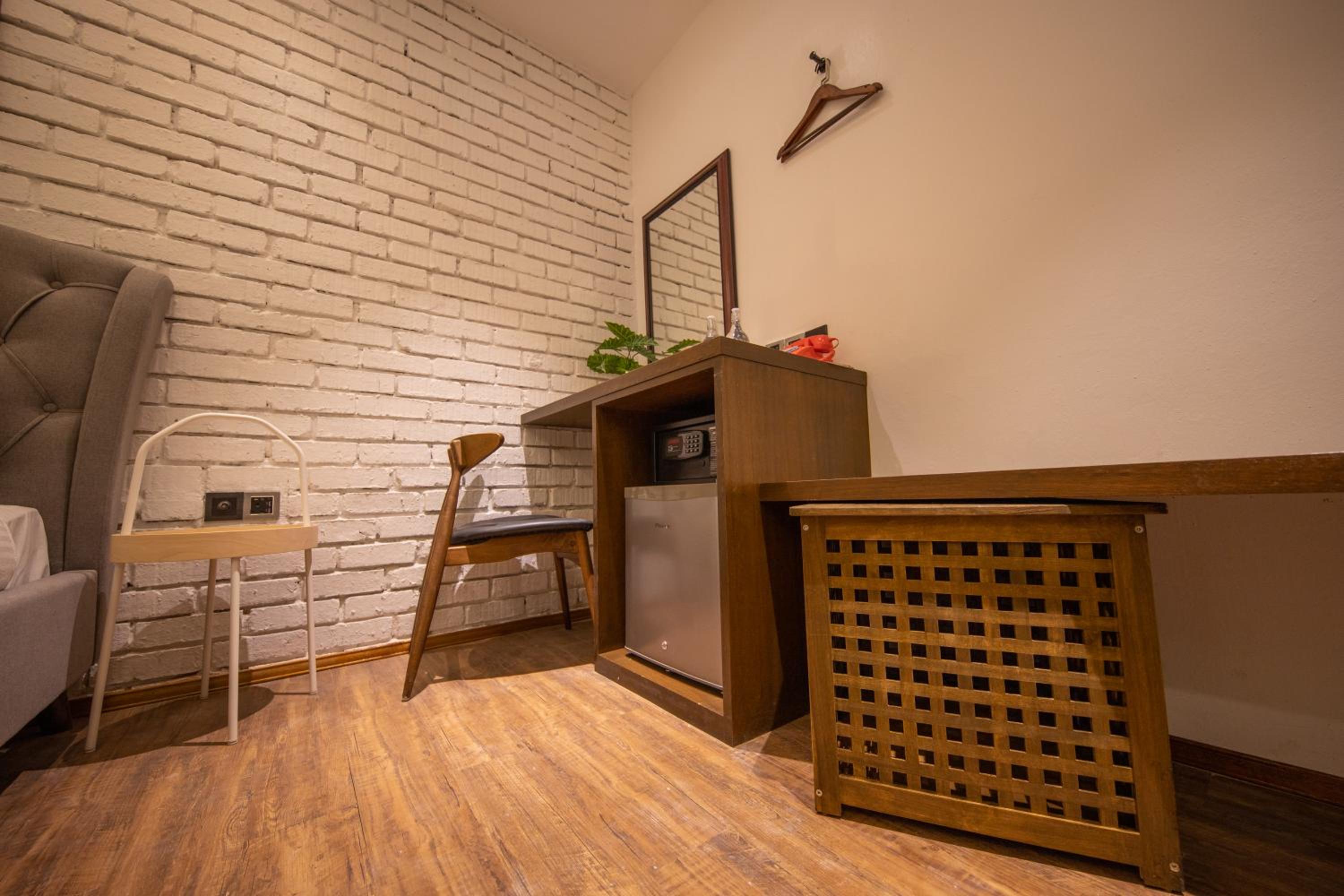 Carnarvon Suites photo 3