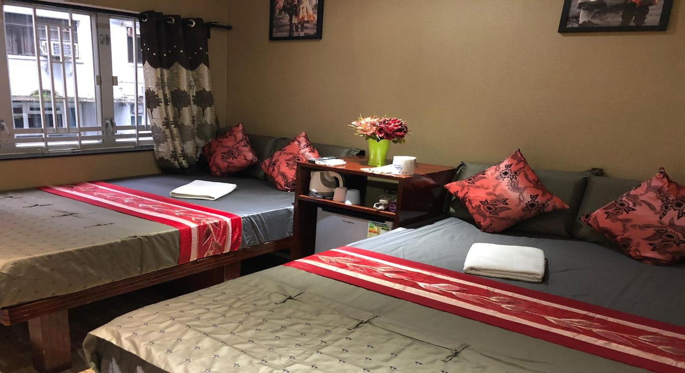 Rich Hostel
