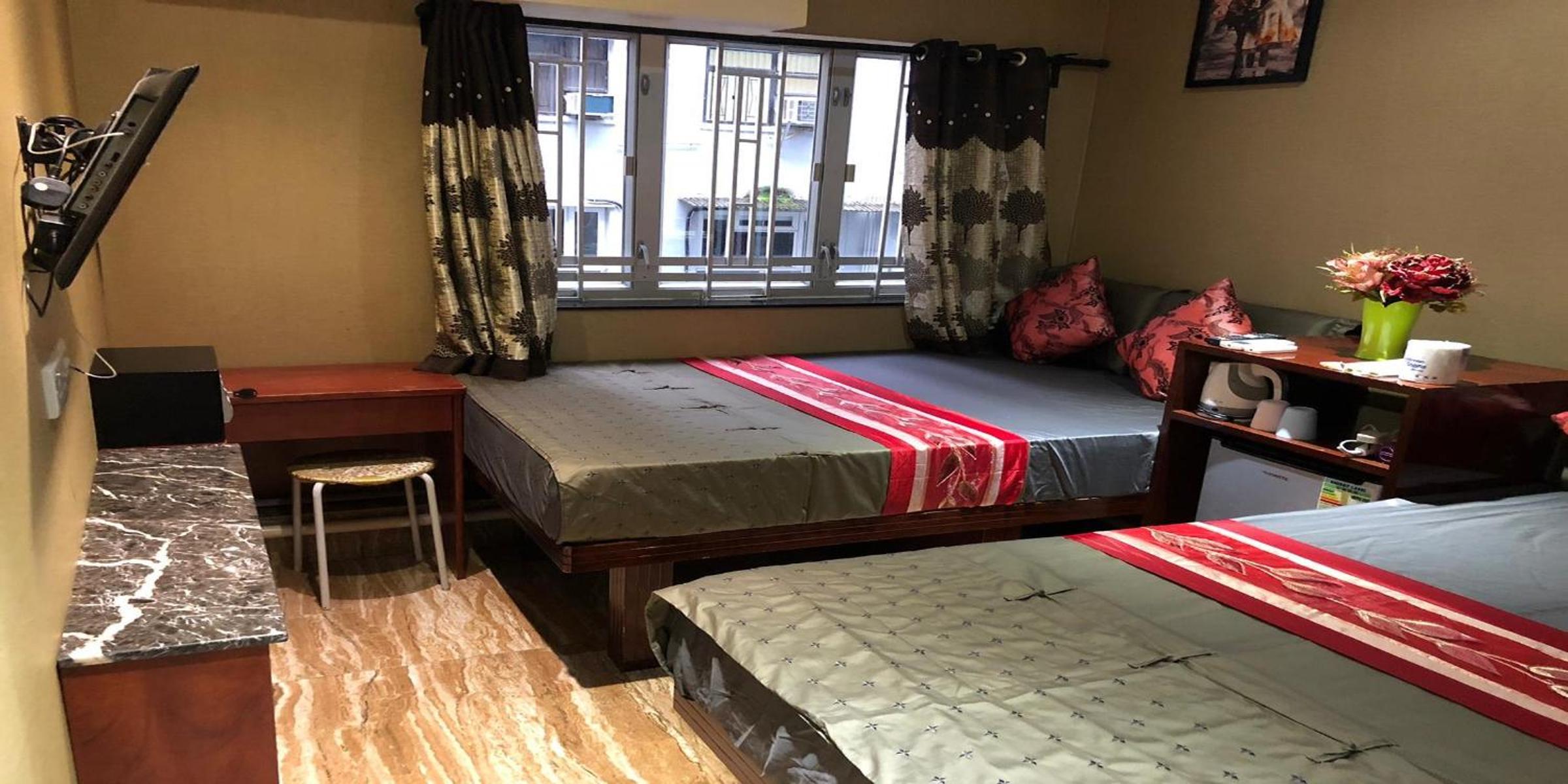 Rich Hostel