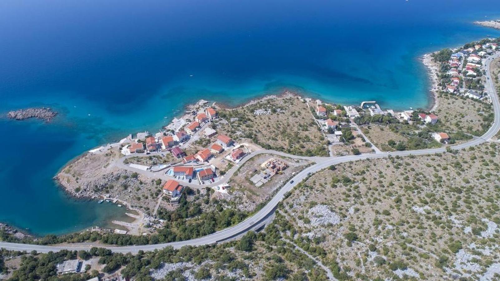 Apartments Villa Dina view 3