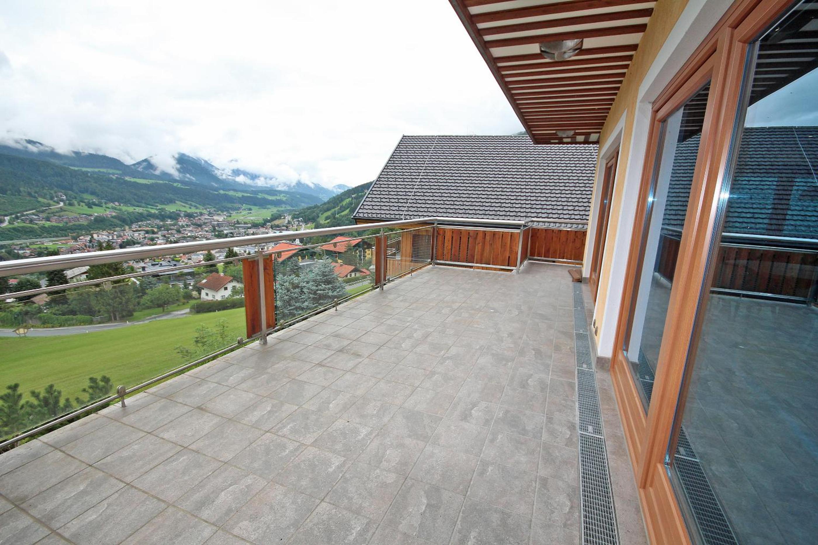 Appartement Panorama Dachstein by Schladming-Appartements view 3