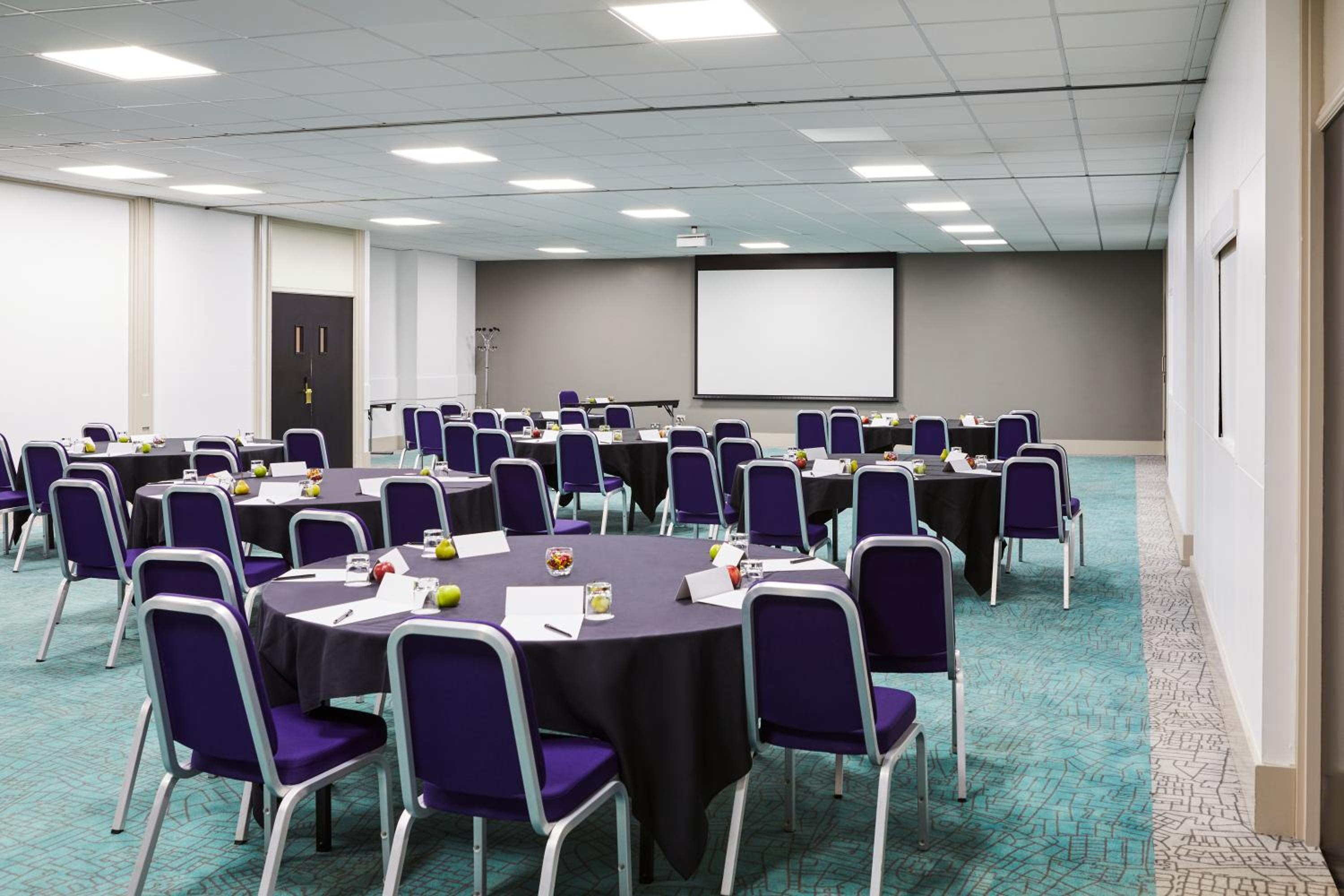 Telford Vacations - Mercure Telford Centre Hotel - Property Image 62